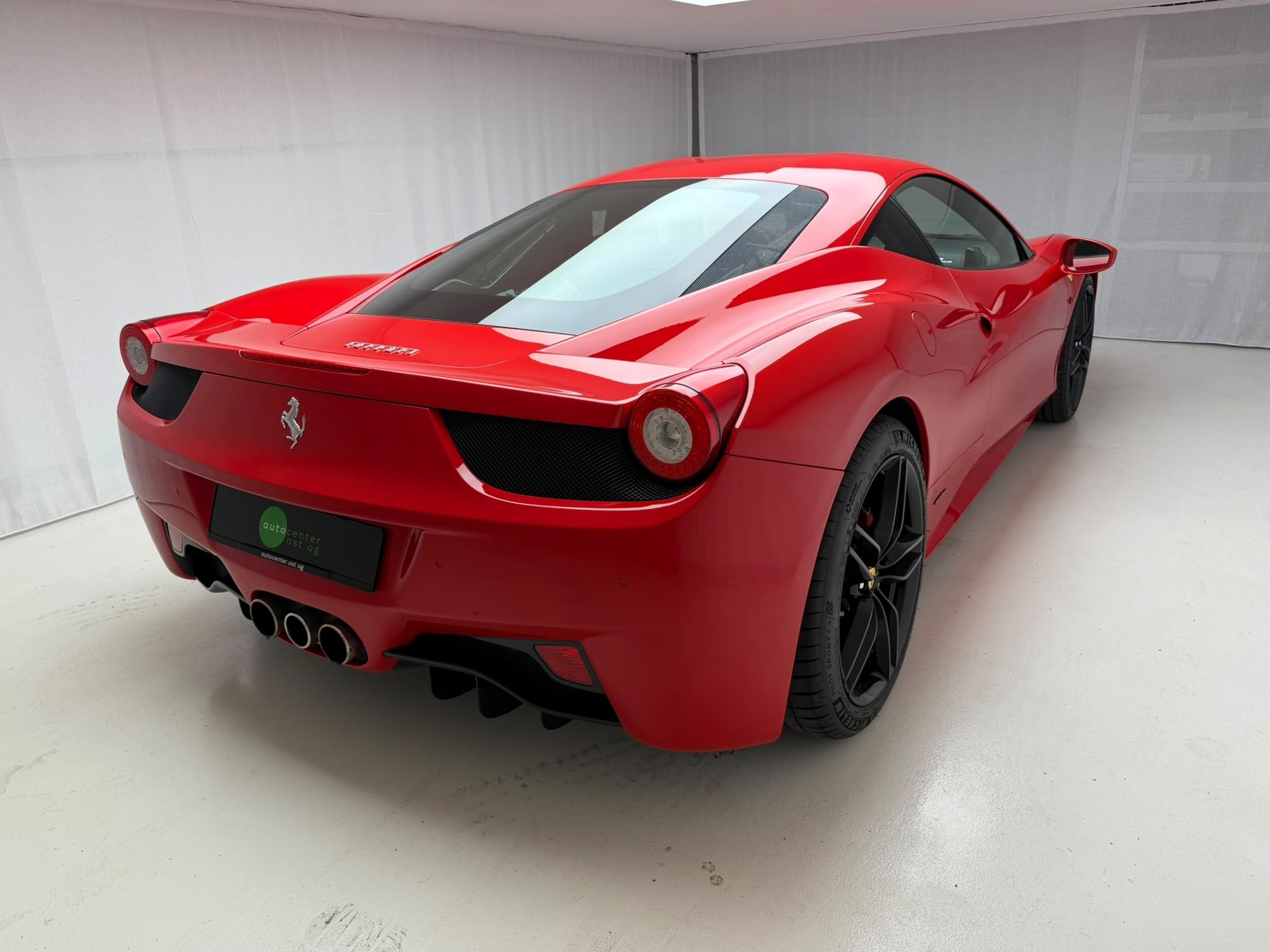 FERRARI 458 Italia 4.5 V8-image-3
