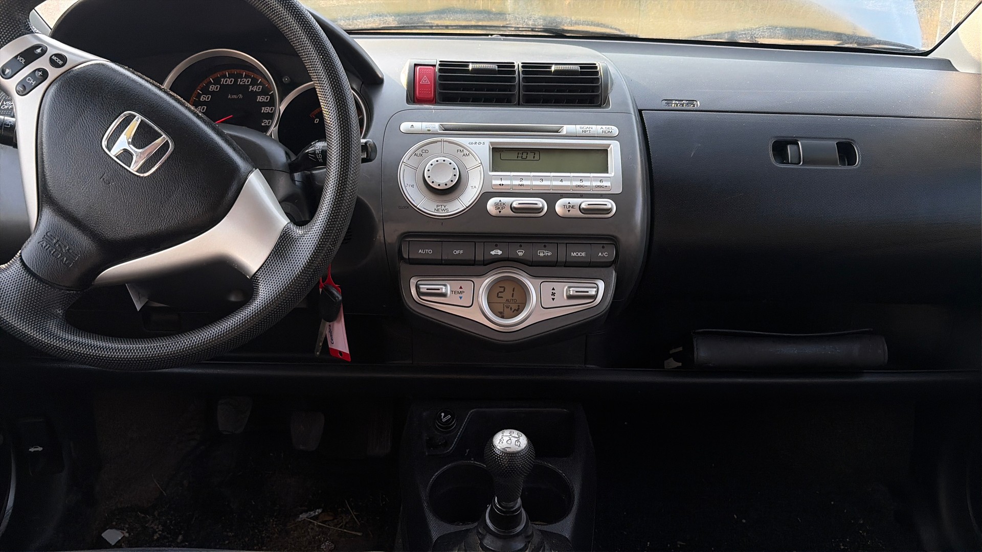 HONDA Jazz 1.4i ES-image-7
