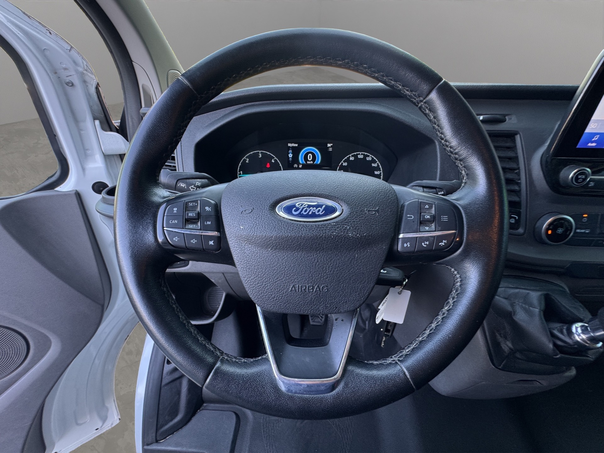 FORD Transit Custom Van 300 L1H1 Trend-image-9