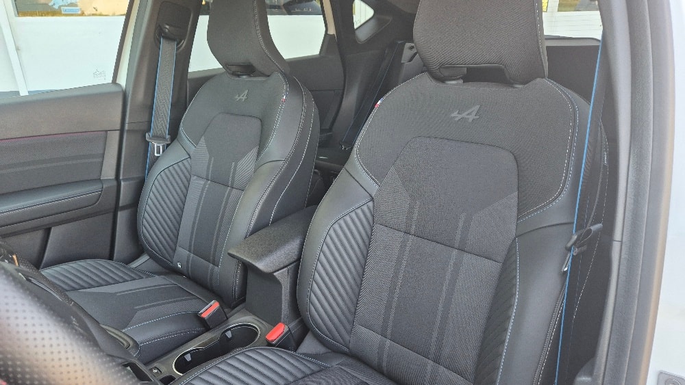 RENAULT Captur 1.3 TCe Esprit Alpine EDC-image-6