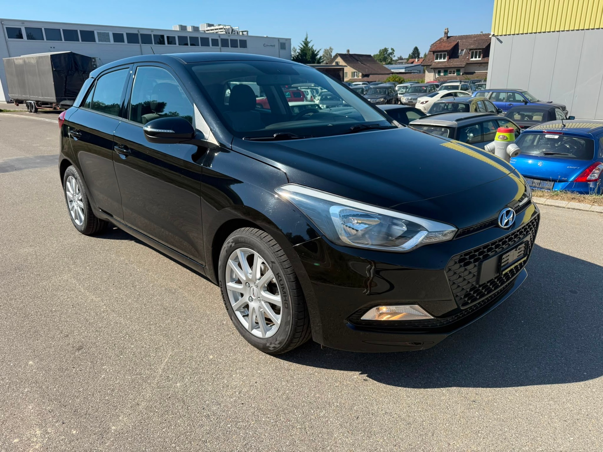 HYUNDAI i20 1.4 Vertex Automatic-image-3