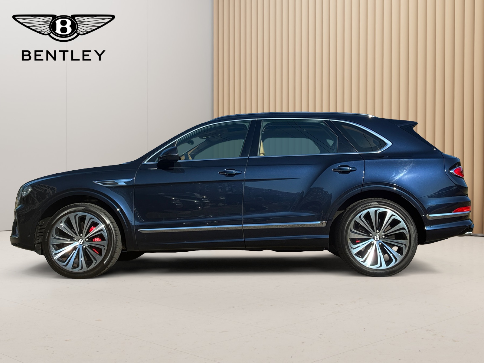 BENTLEY Bentayga V8 First Edition aus 1. Hand mit Top- Ausstattung!-image-1
