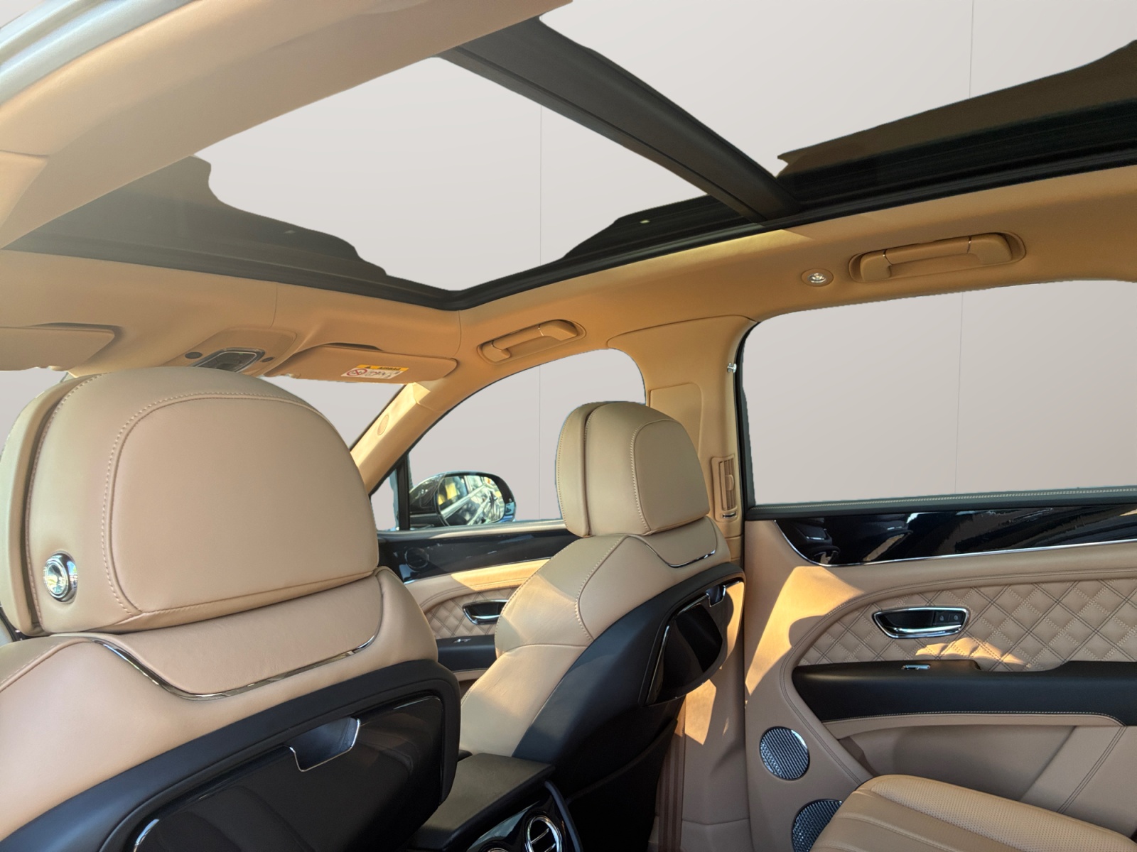 BENTLEY Bentayga V8 First Edition aus 1. Hand mit Top- Ausstattung!-image-14