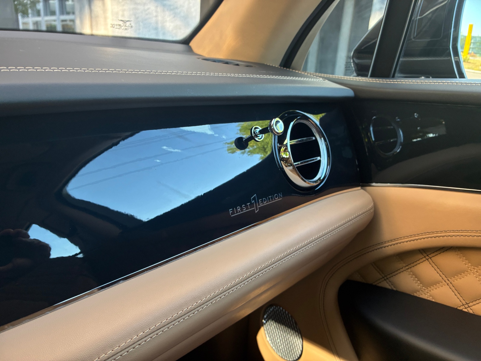 BENTLEY Bentayga V8 First Edition aus 1. Hand mit Top- Ausstattung!-image-15