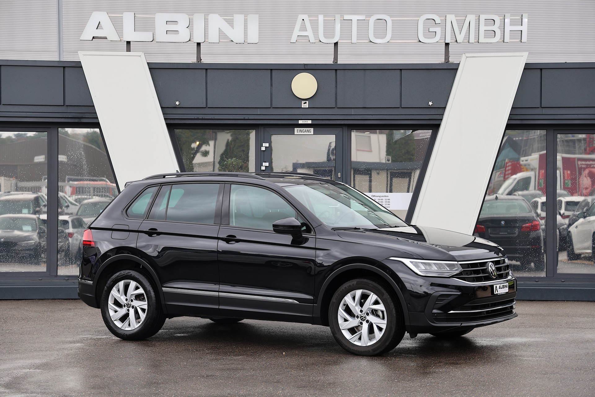 VW Tiguan 2.0 TDI SCR Life DSG-image-1