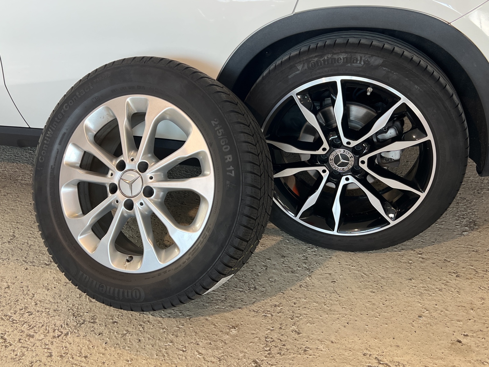 MERCEDES-BENZ GLA 200 Night Star 7G-DCT-image-23