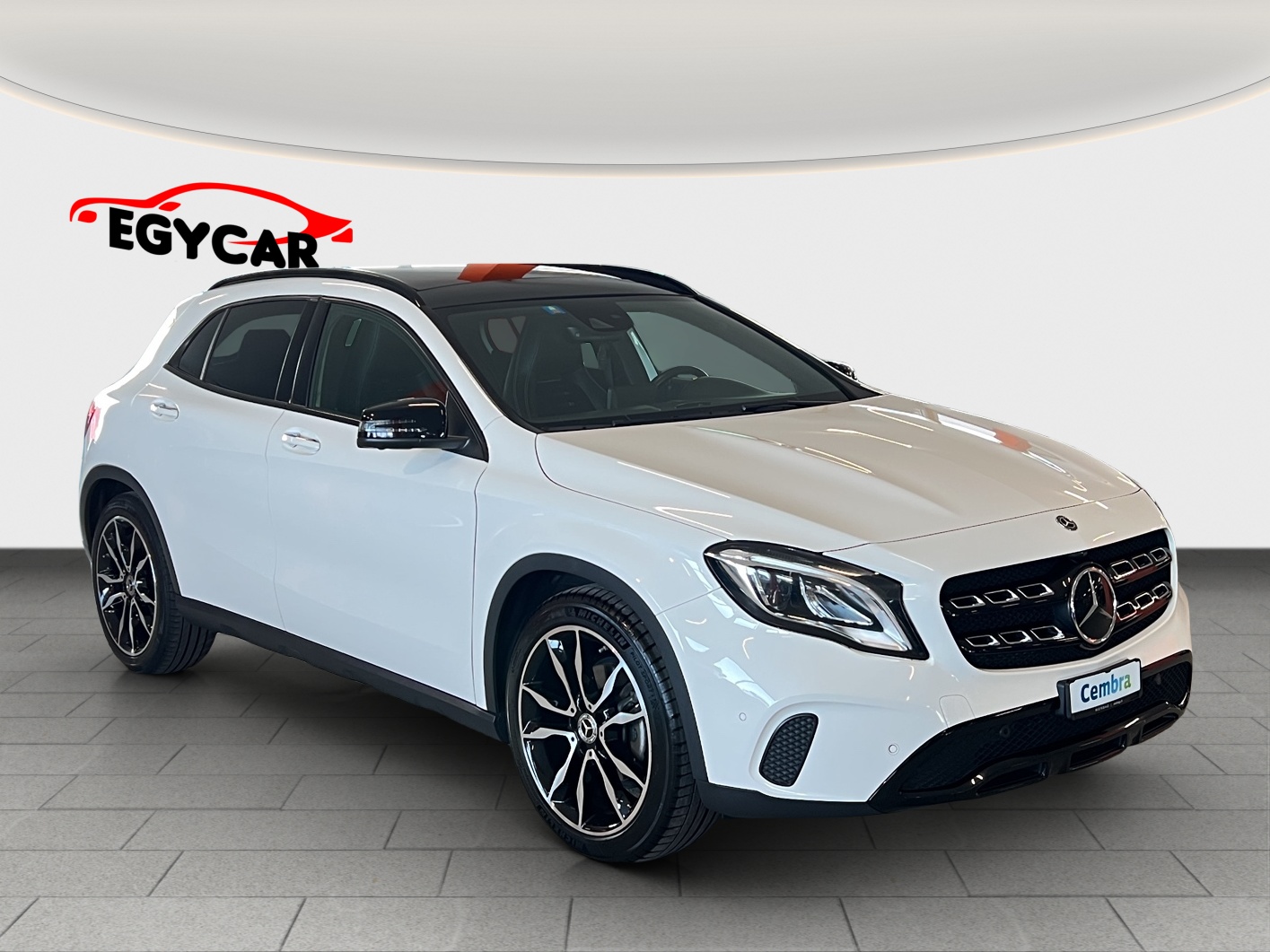 MERCEDES-BENZ GLA 200 Night Star 7G-DCT-image-1