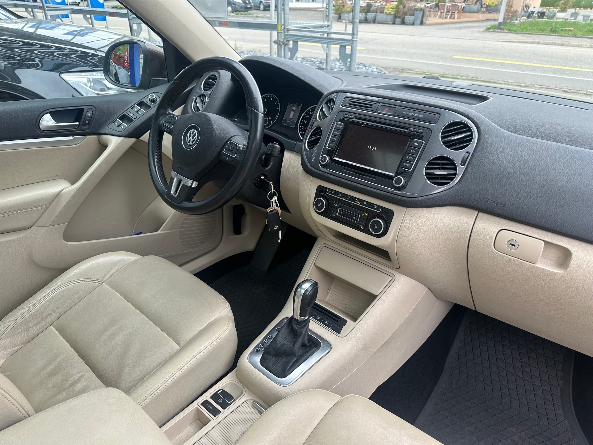 VW Tiguan 2.0 TSI Sport&Style 4Motion DSG-image-5