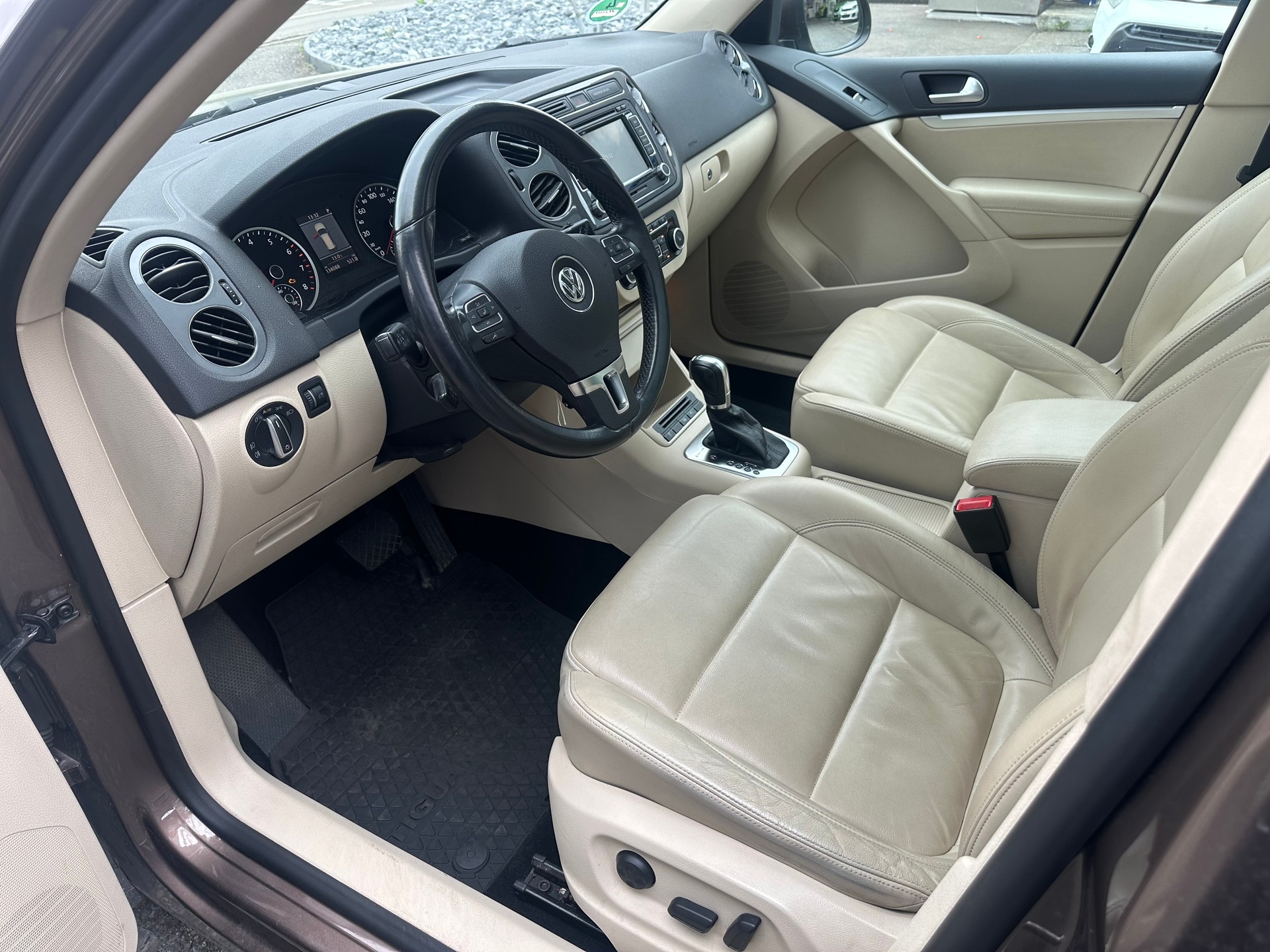 VW Tiguan 2.0 TSI Sport&Style 4Motion DSG-image-9