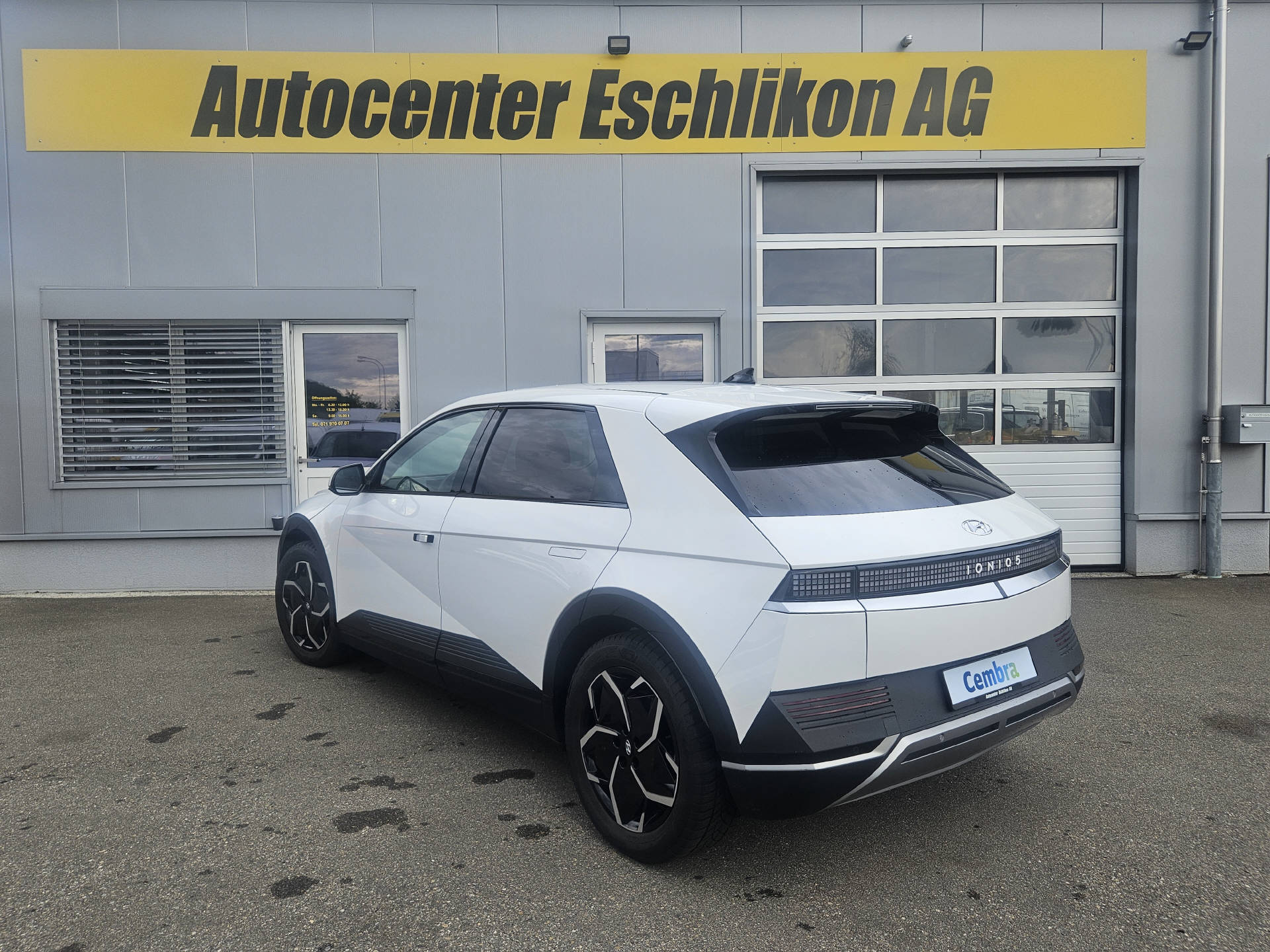 HYUNDAI Ioniq 5 Amplia * Werksgarantie 5 Jahre ohne Kilometerbegrenzung * 8-fach bereift *-image-7