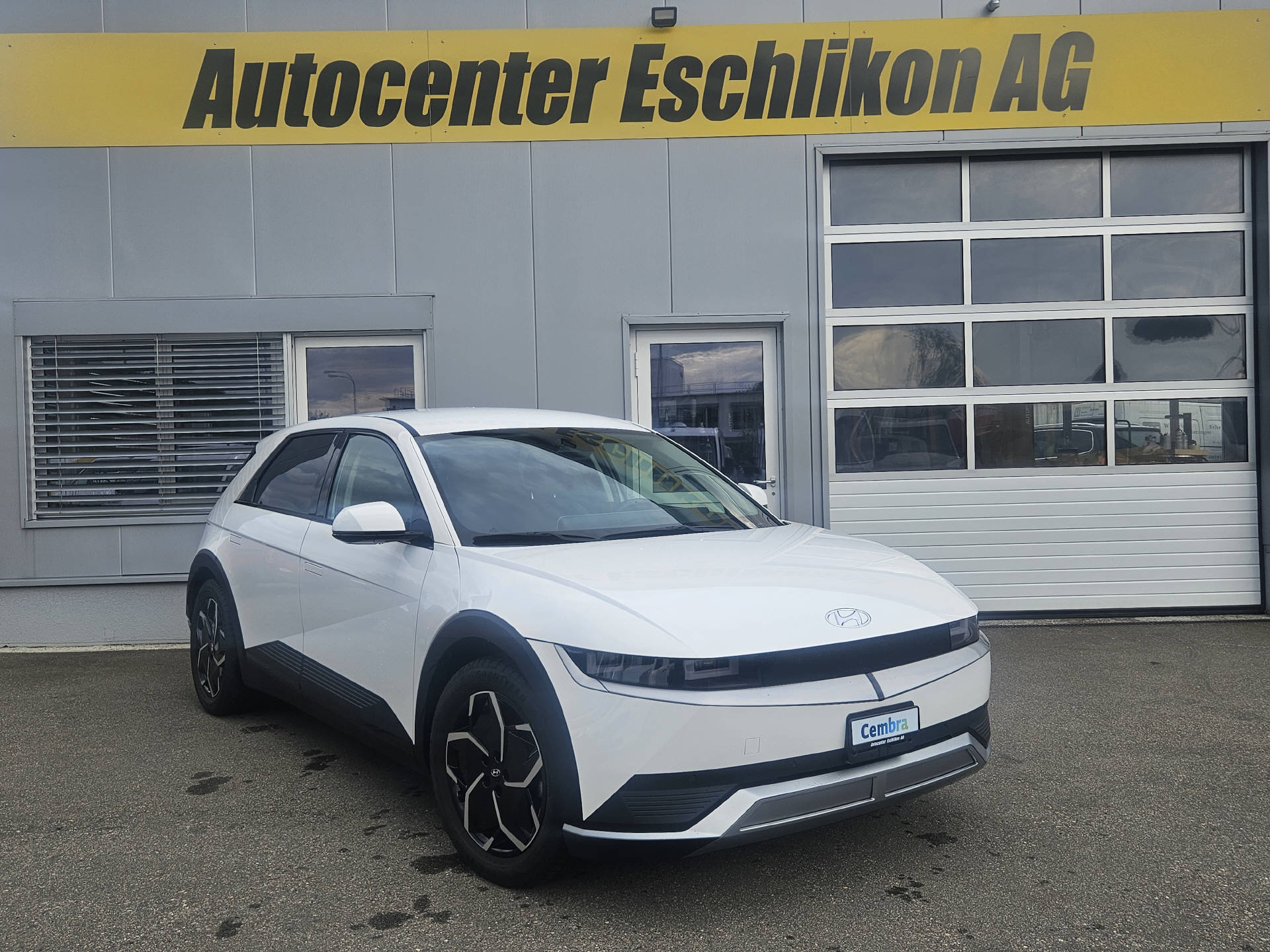 HYUNDAI Ioniq 5 Amplia * Werksgarantie 5 Jahre ohne Kilometerbegrenzung * 8-fach bereift *-image-2
