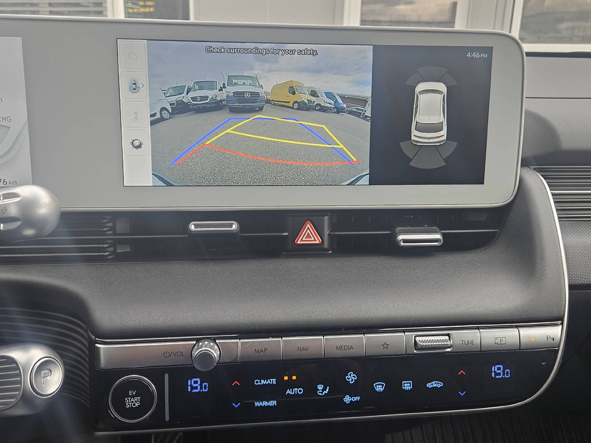 HYUNDAI Ioniq 5 Amplia * Werksgarantie 5 Jahre ohne Kilometerbegrenzung * 8-fach bereift *-image-12