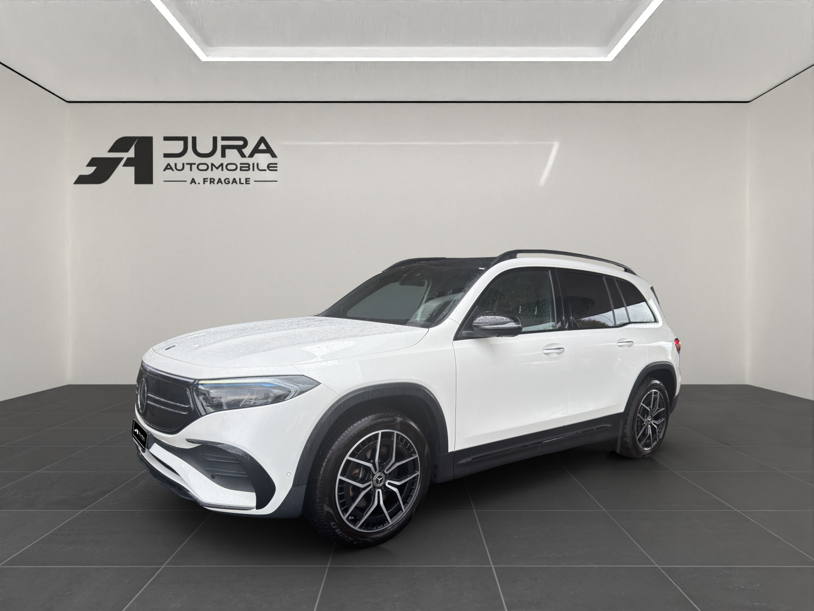 MERCEDES-BENZ EQB 350 AMG Line 4matic-image-1