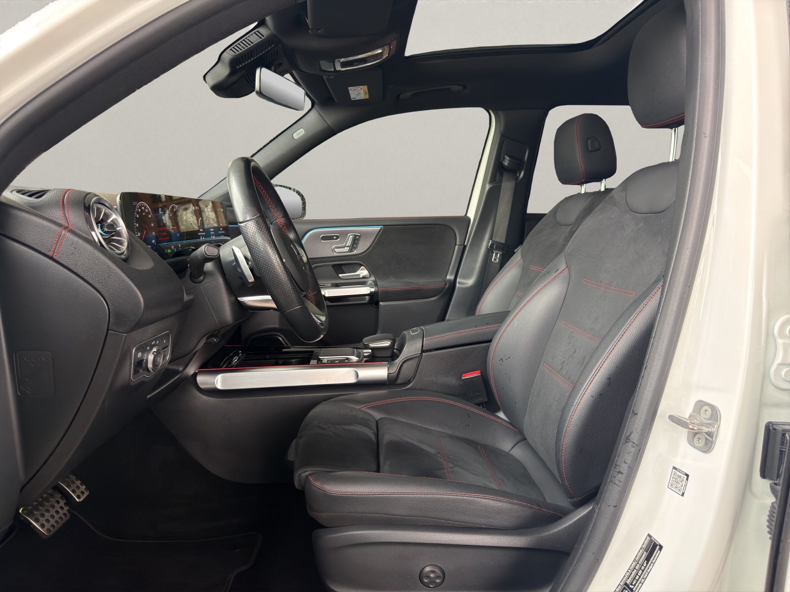 MERCEDES-BENZ EQB 350 AMG Line 4matic-image-7