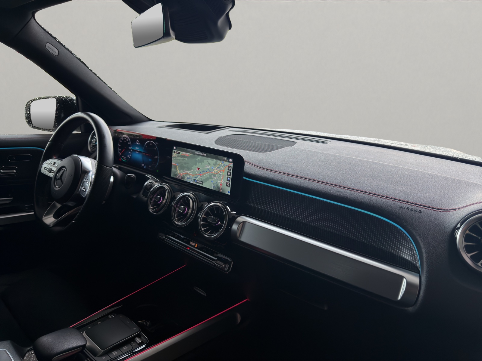 MERCEDES-BENZ EQB 350 AMG Line 4matic-image-9