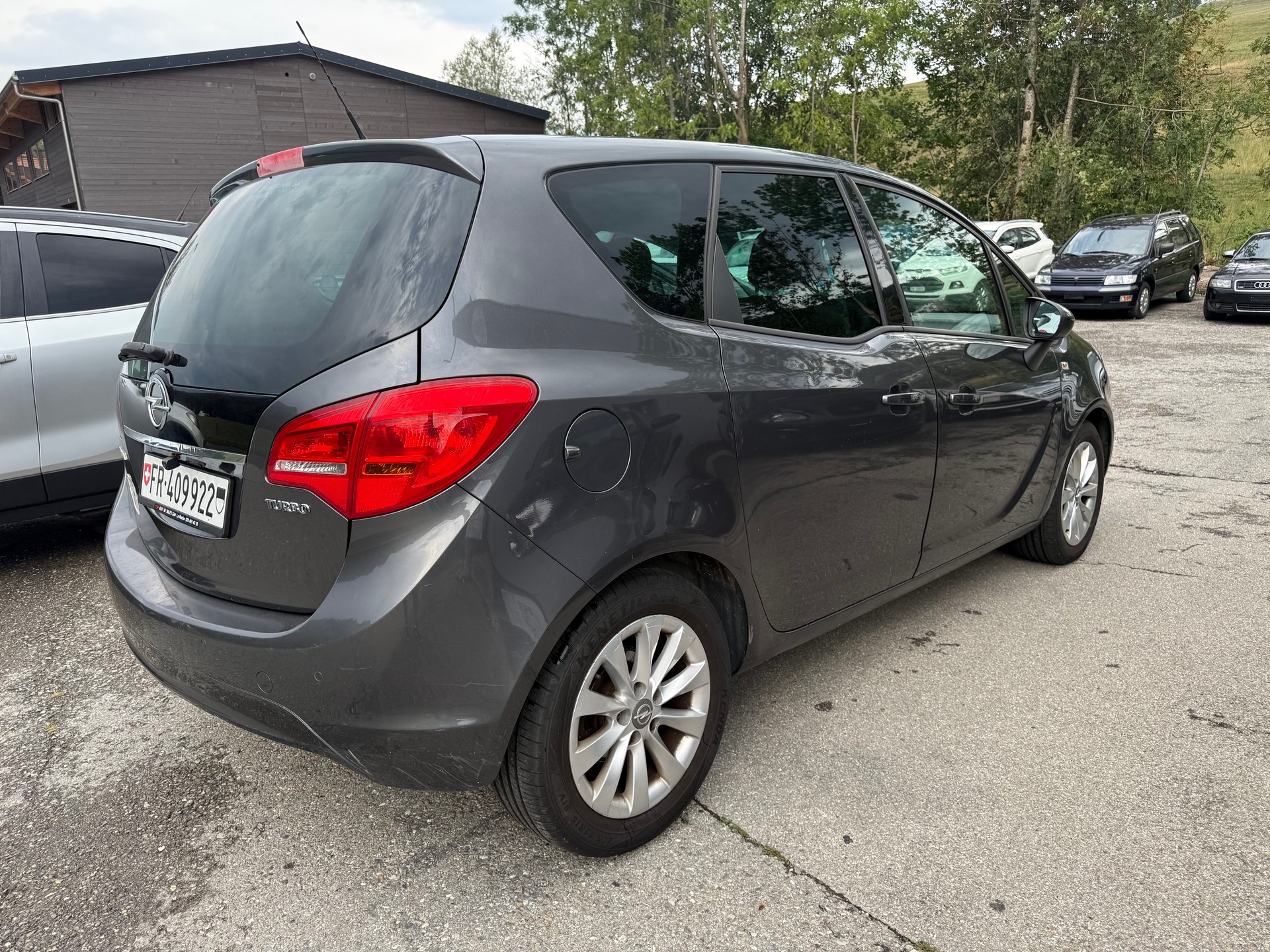 OPEL Meriva 1.4 Turbo Color Edition-image-3