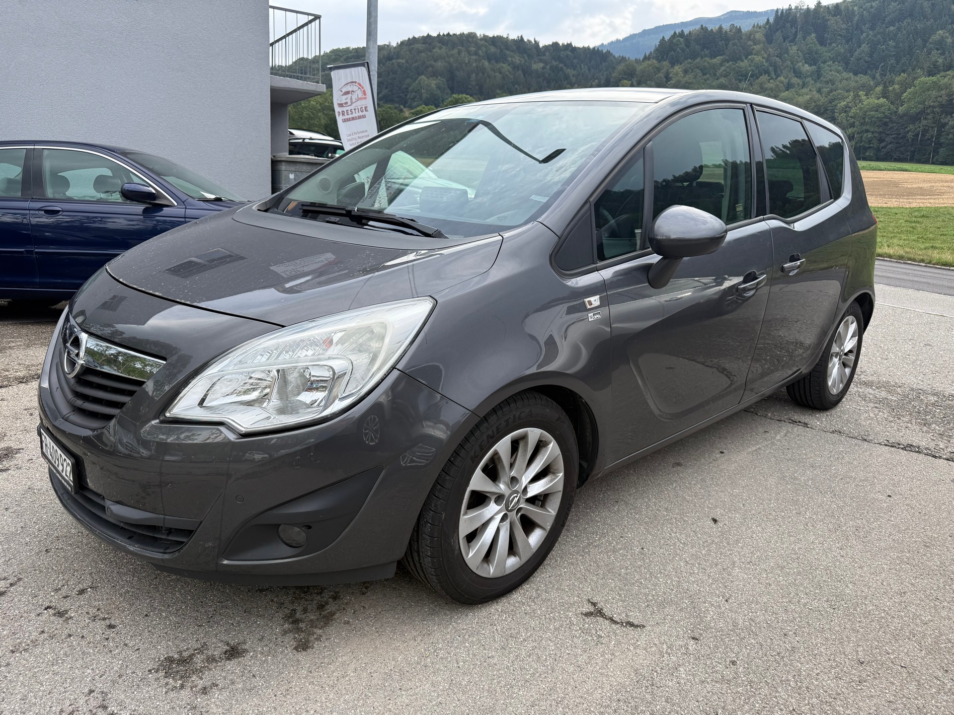 OPEL Meriva 1.4 Turbo Color Edition-image-0