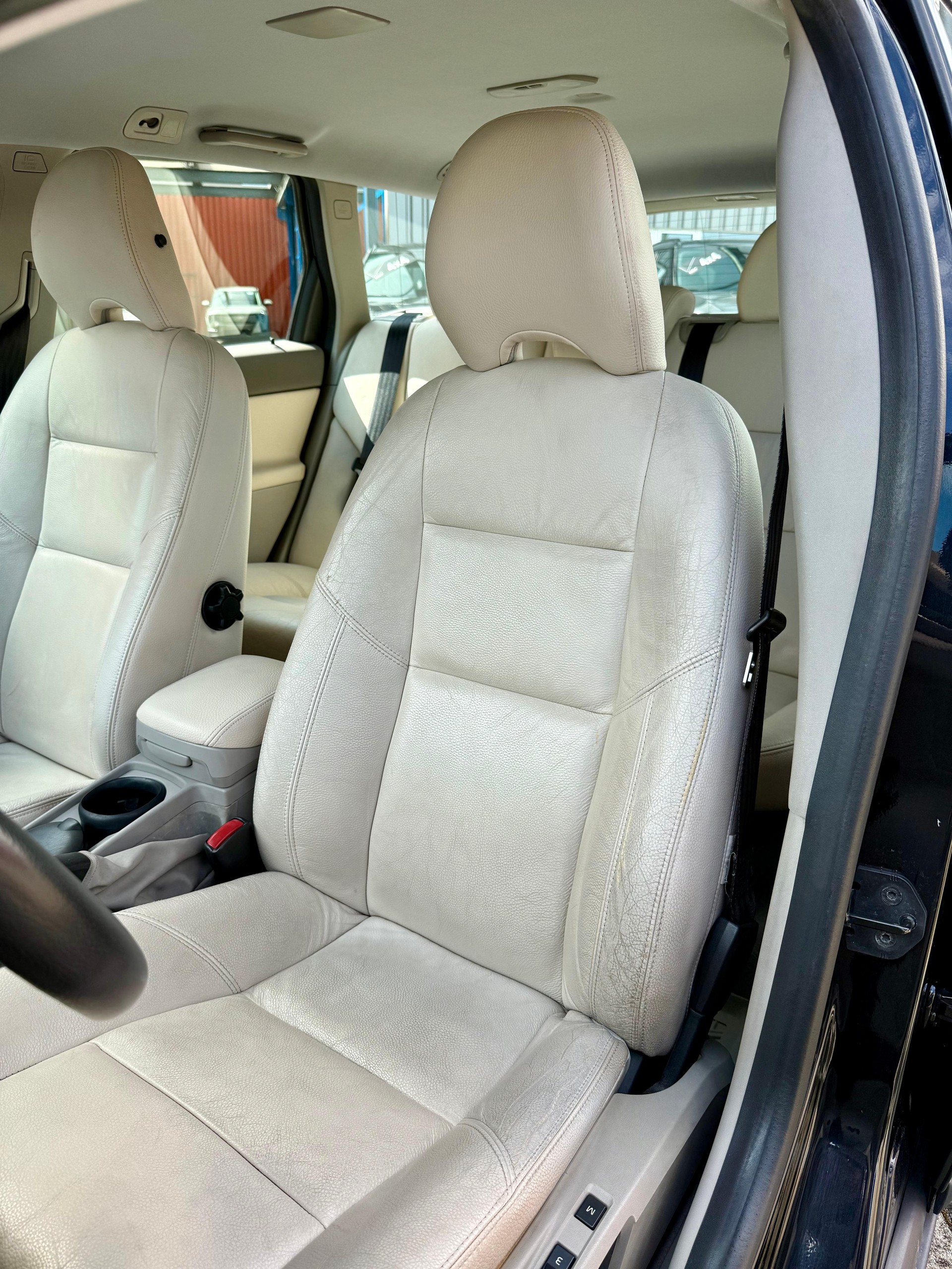 VOLVO V50 2.4i 20V Summum-image-4