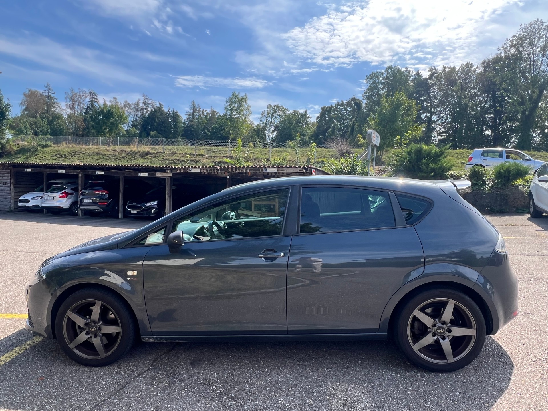 SEAT Leon 2.0 TSI FR-image-5
