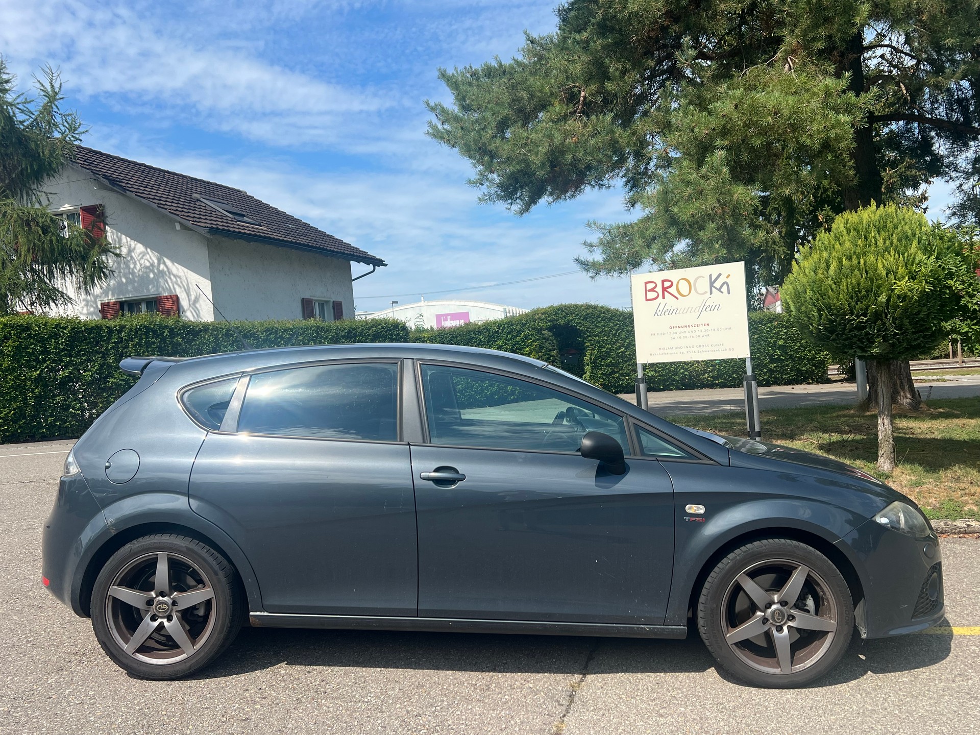 SEAT Leon 2.0 TSI FR-image-2