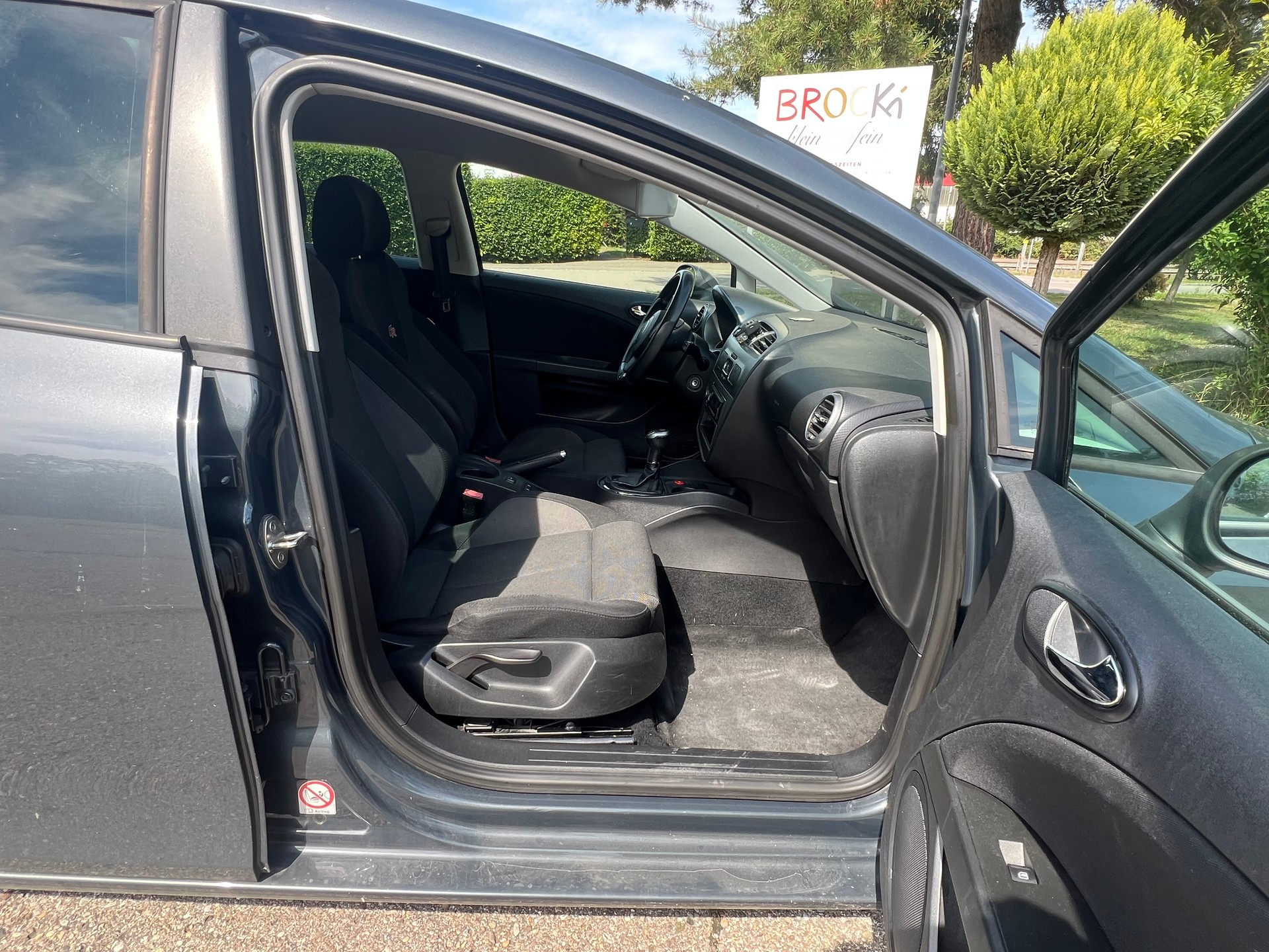 SEAT Leon 2.0 TSI FR-image-8