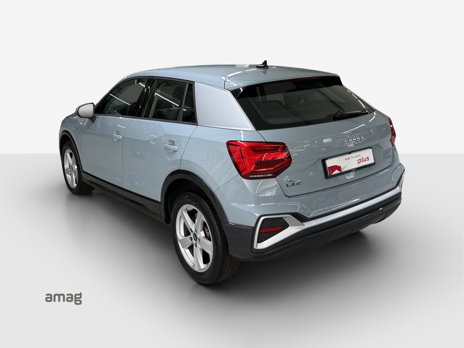 AUDI Q2 35 TFSI S line S-tronic-image-2