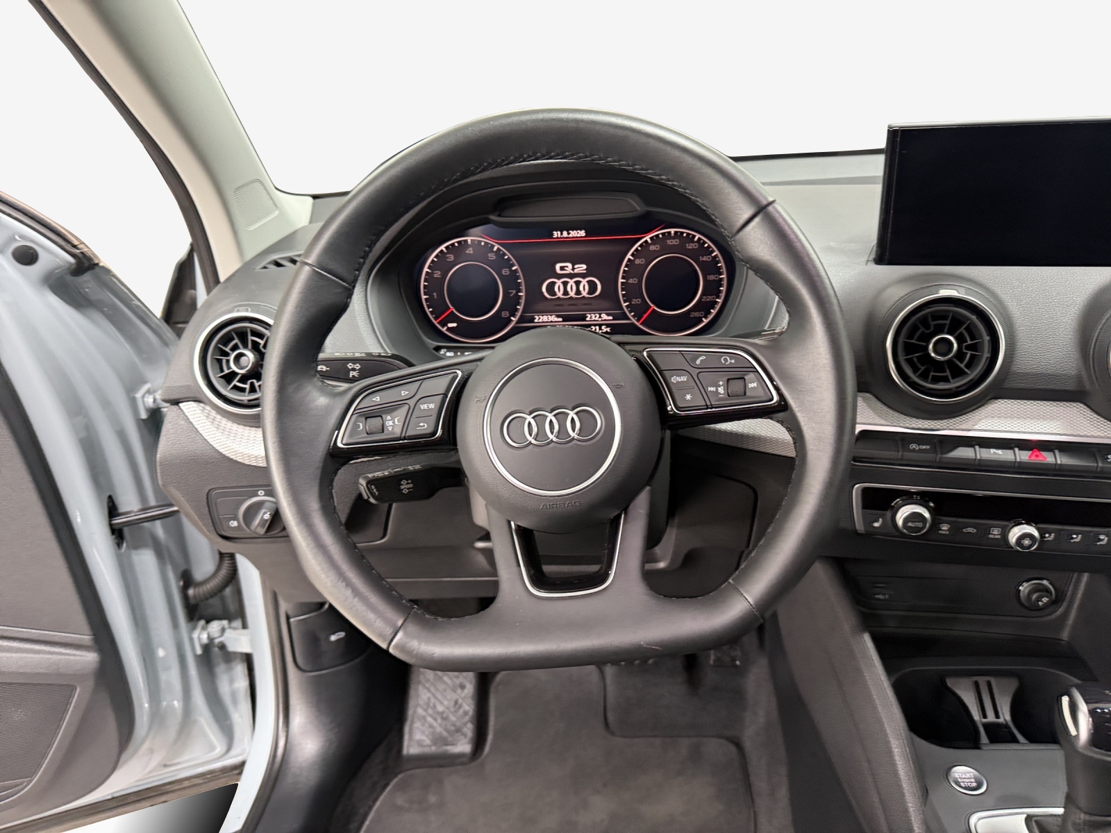 AUDI Q2 35 TFSI S line S-tronic-image-9