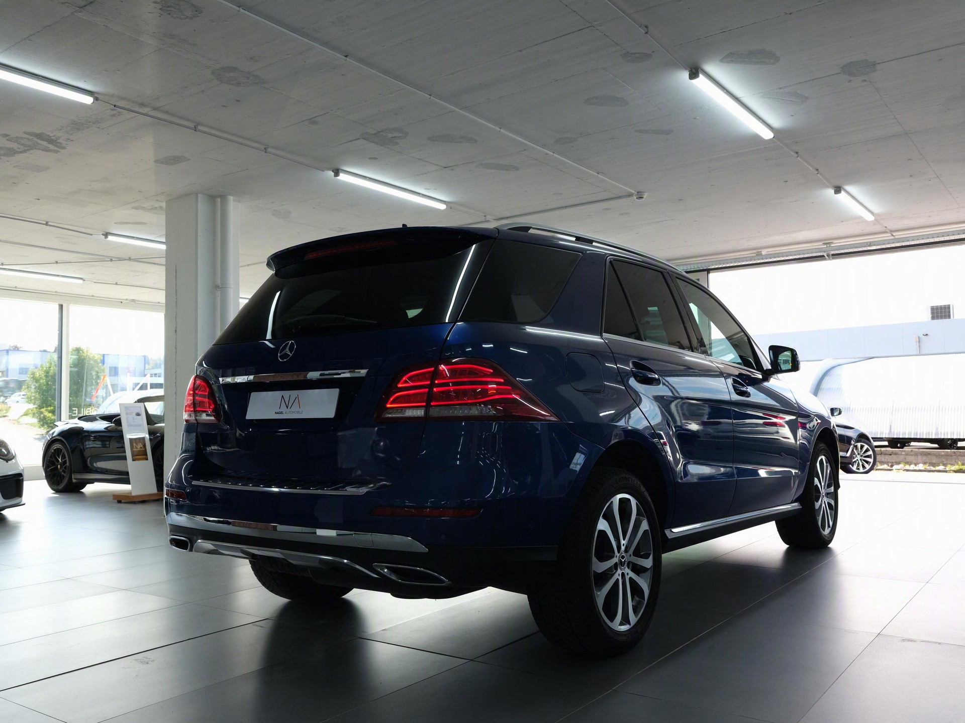 MERCEDES-BENZ GLE 350 d Executive 4Matic 9G-Tronic *Rückfahrkamera* *Carplay*-image-2