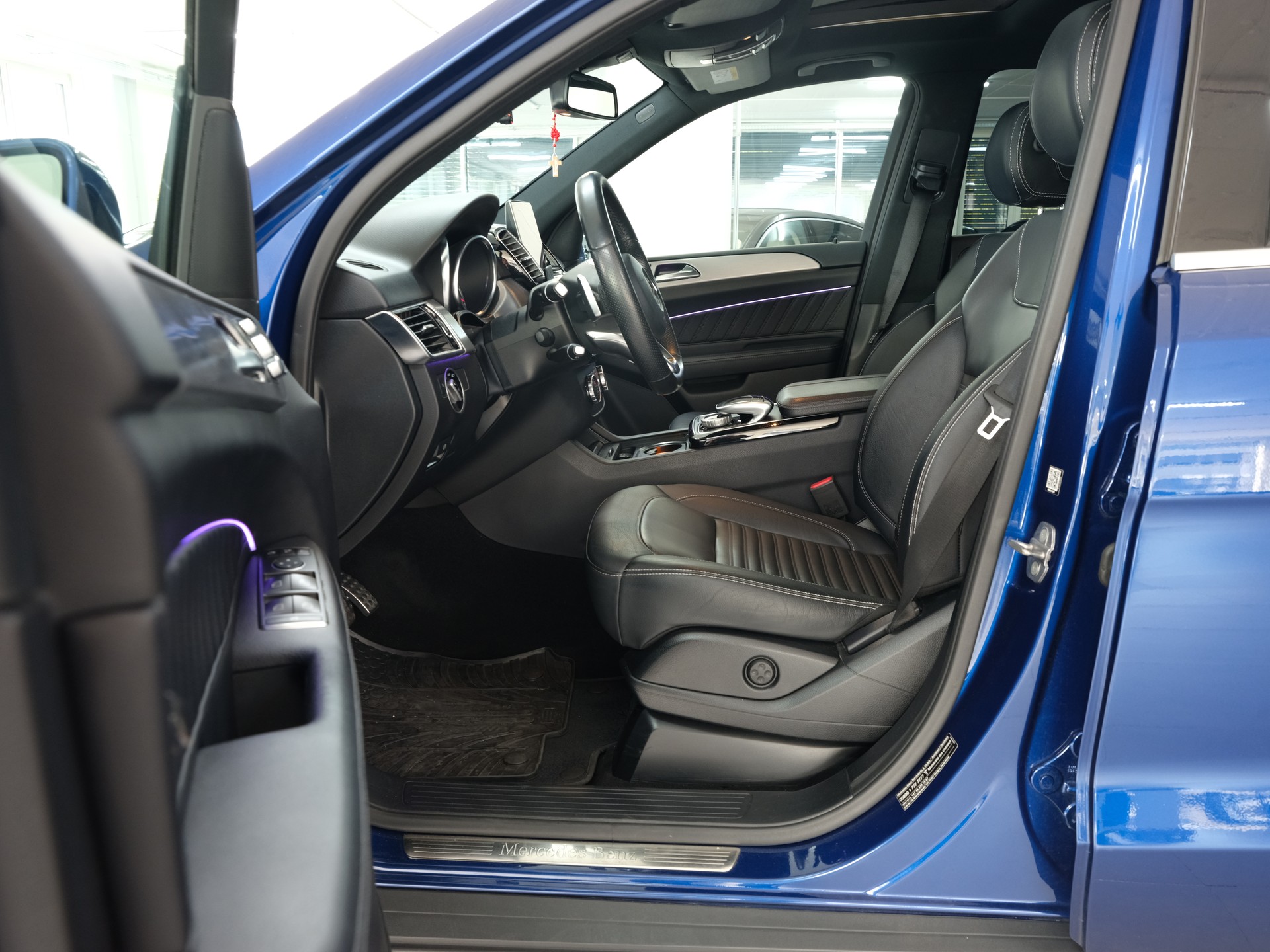MERCEDES-BENZ GLE 350 d Executive 4Matic 9G-Tronic *Rückfahrkamera* *Carplay*-image-16
