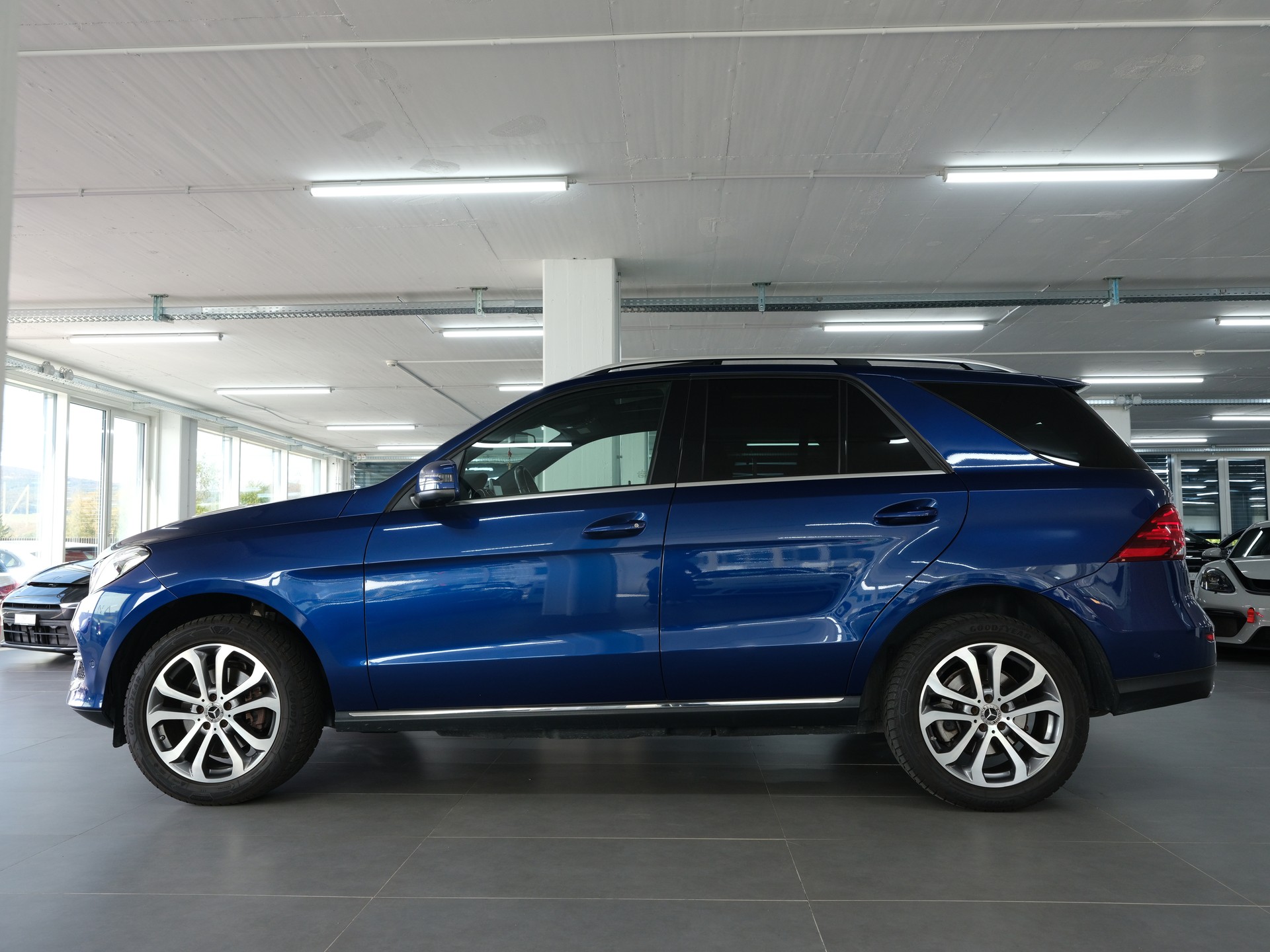 MERCEDES-BENZ GLE 350 d Executive 4Matic 9G-Tronic *Rückfahrkamera* *Carplay*-image-7