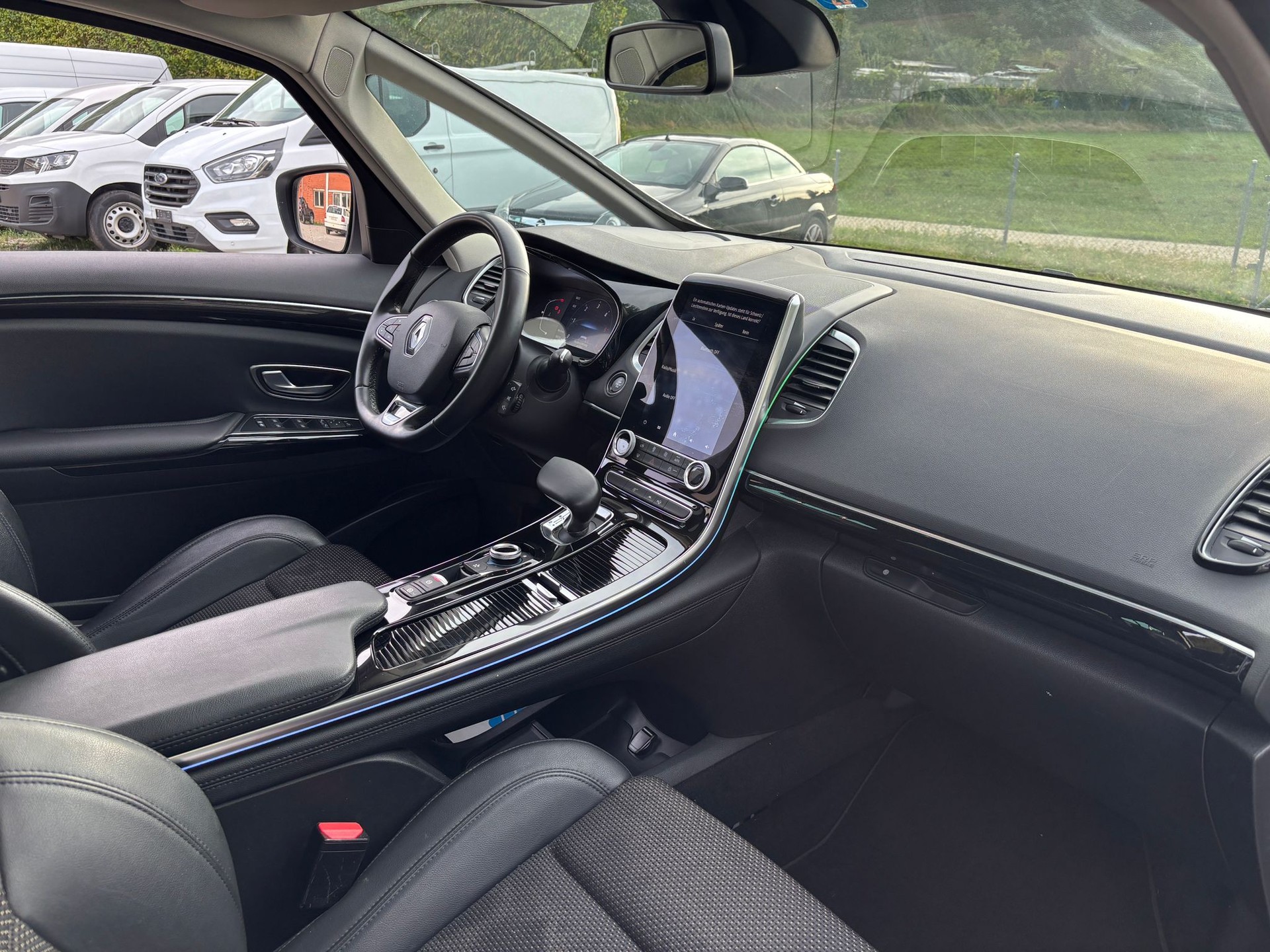 RENAULT Espace 2.0 dCi Intens EDC 6-image-10