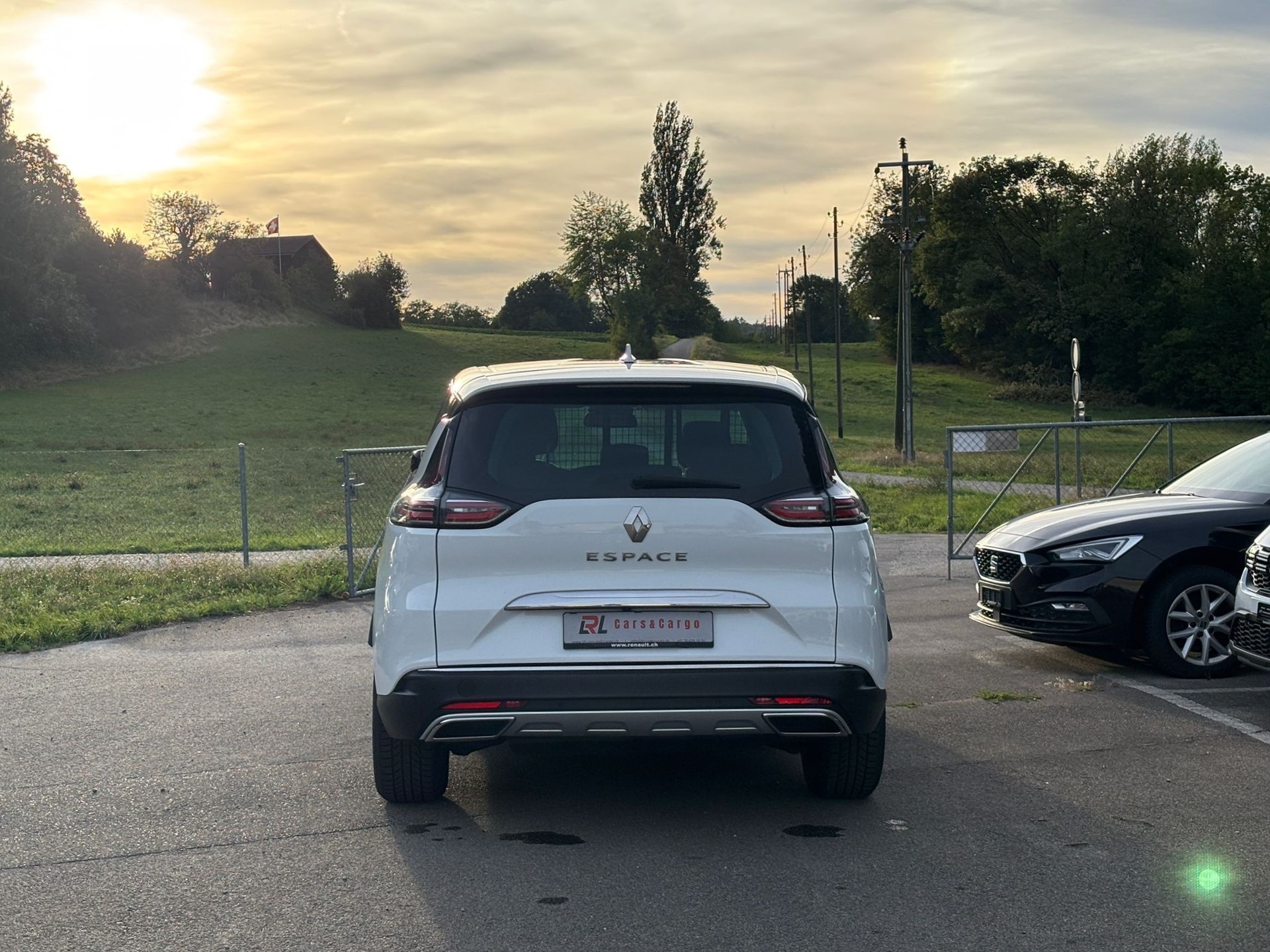 RENAULT Espace 2.0 dCi Intens EDC 6-image-5