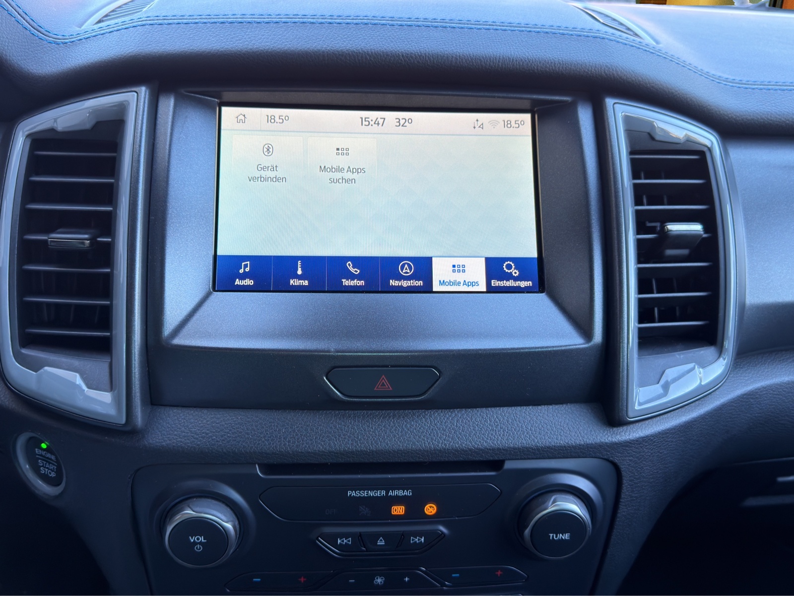 FORD Ranger DKab.Pick-up 2.0 EcoBlue 4x4 Raptor/ AHK - Standheizung - CH Fahrzeug-image-12