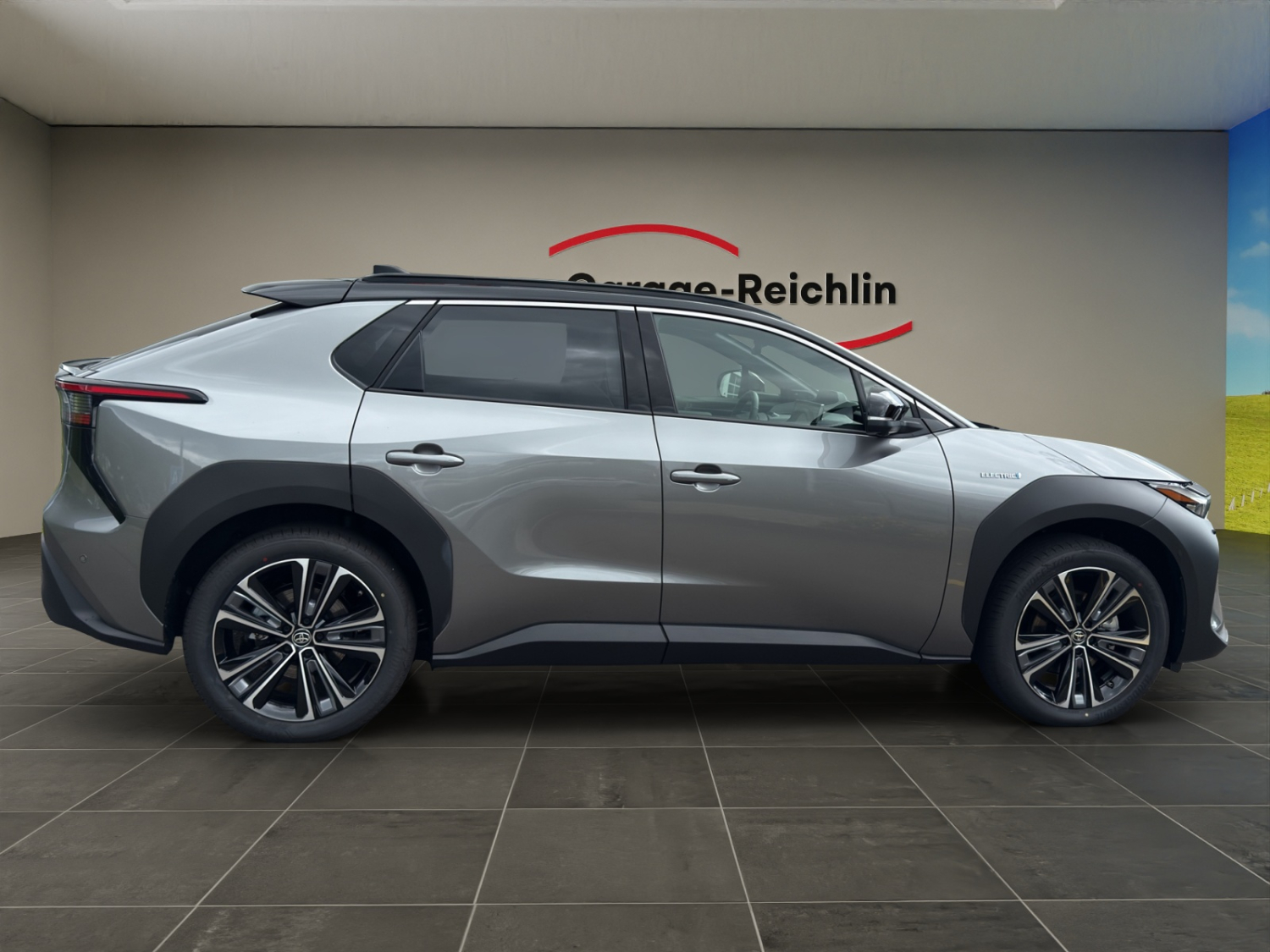TOYOTA bZ4X Premium AWD-image-5