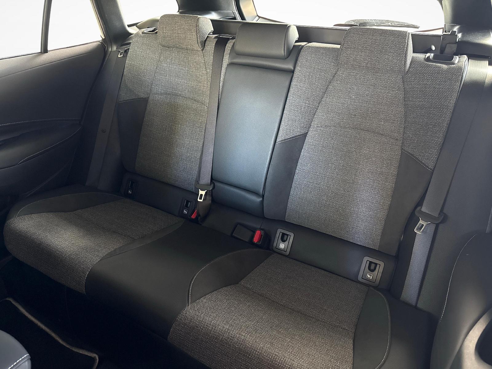 TOYOTA Corolla Touring Sports 2.0 HSD Trend-image-10