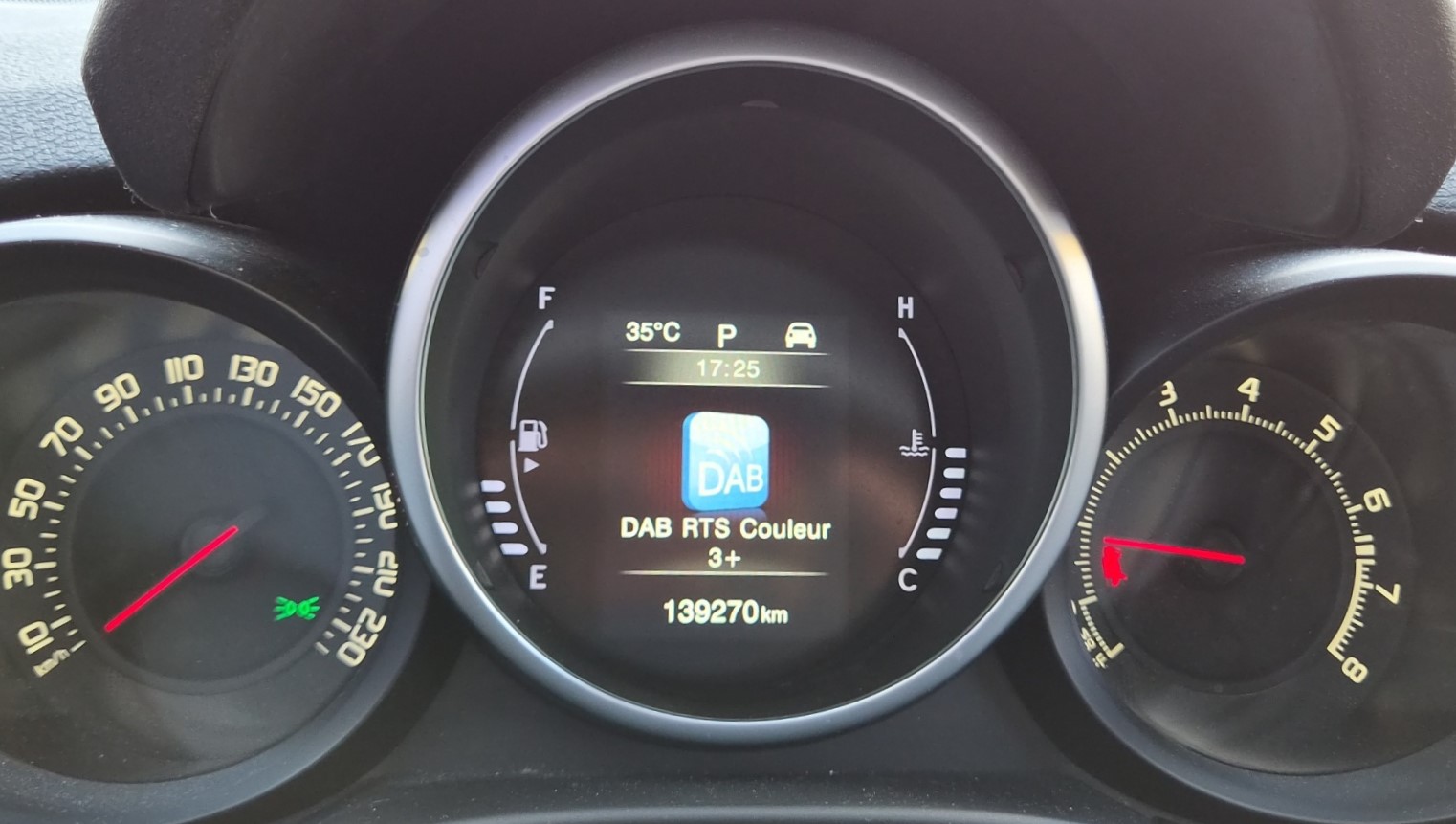 FIAT 500X 1.4T Off Road Edition+ 4x4 Automatic-image-10
