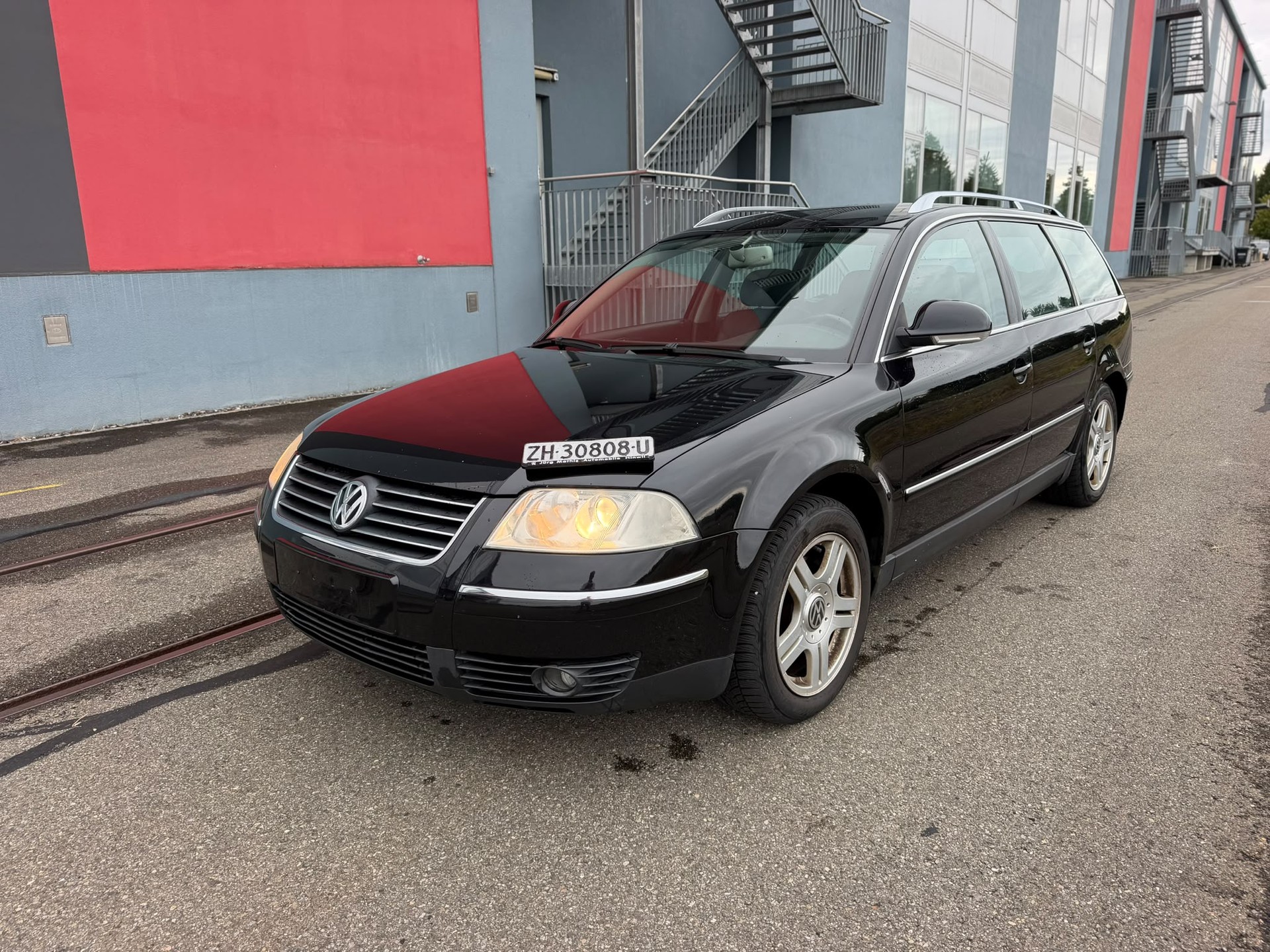 VW Passat Variant 1.9 TDI Highline Automat-image-0