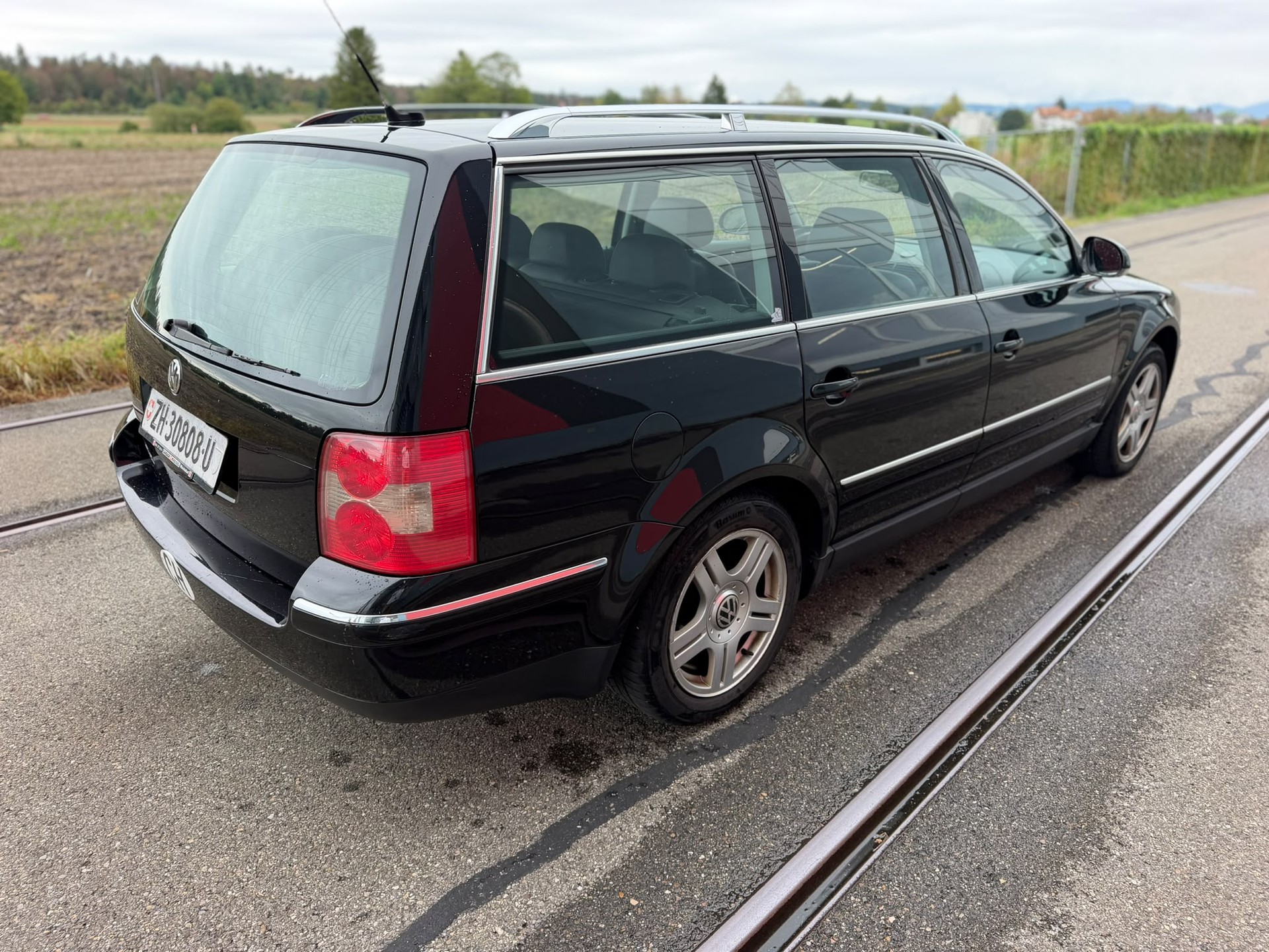 VW Passat Variant 1.9 TDI Highline Automat-image-6
