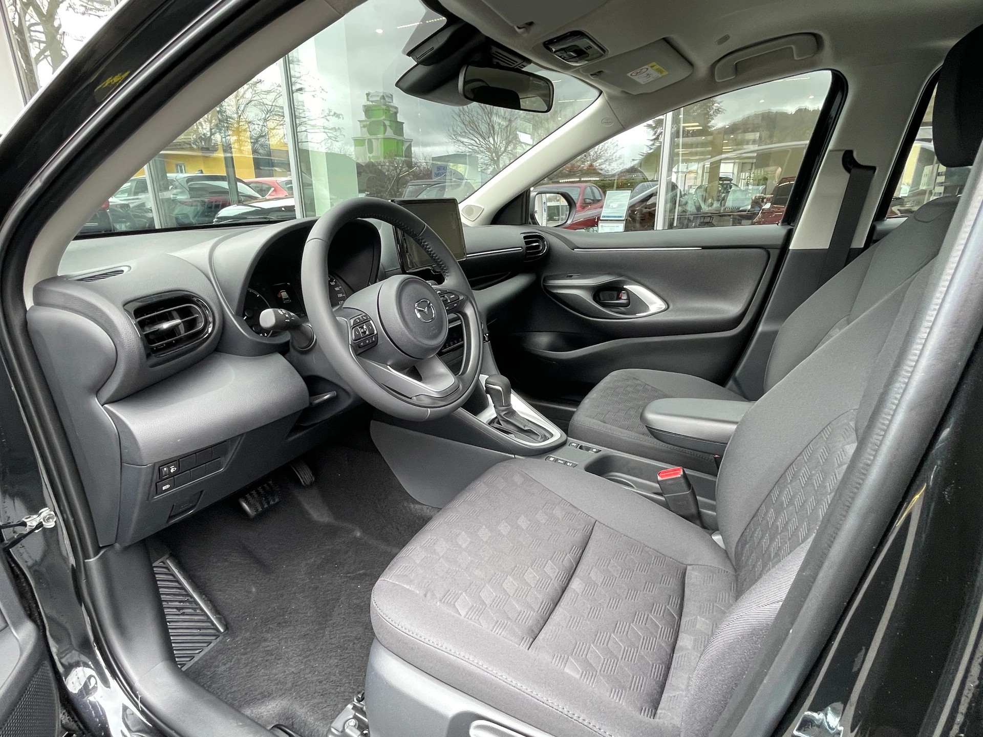 MAZDA 2 Hybrid Centre-line-image-7