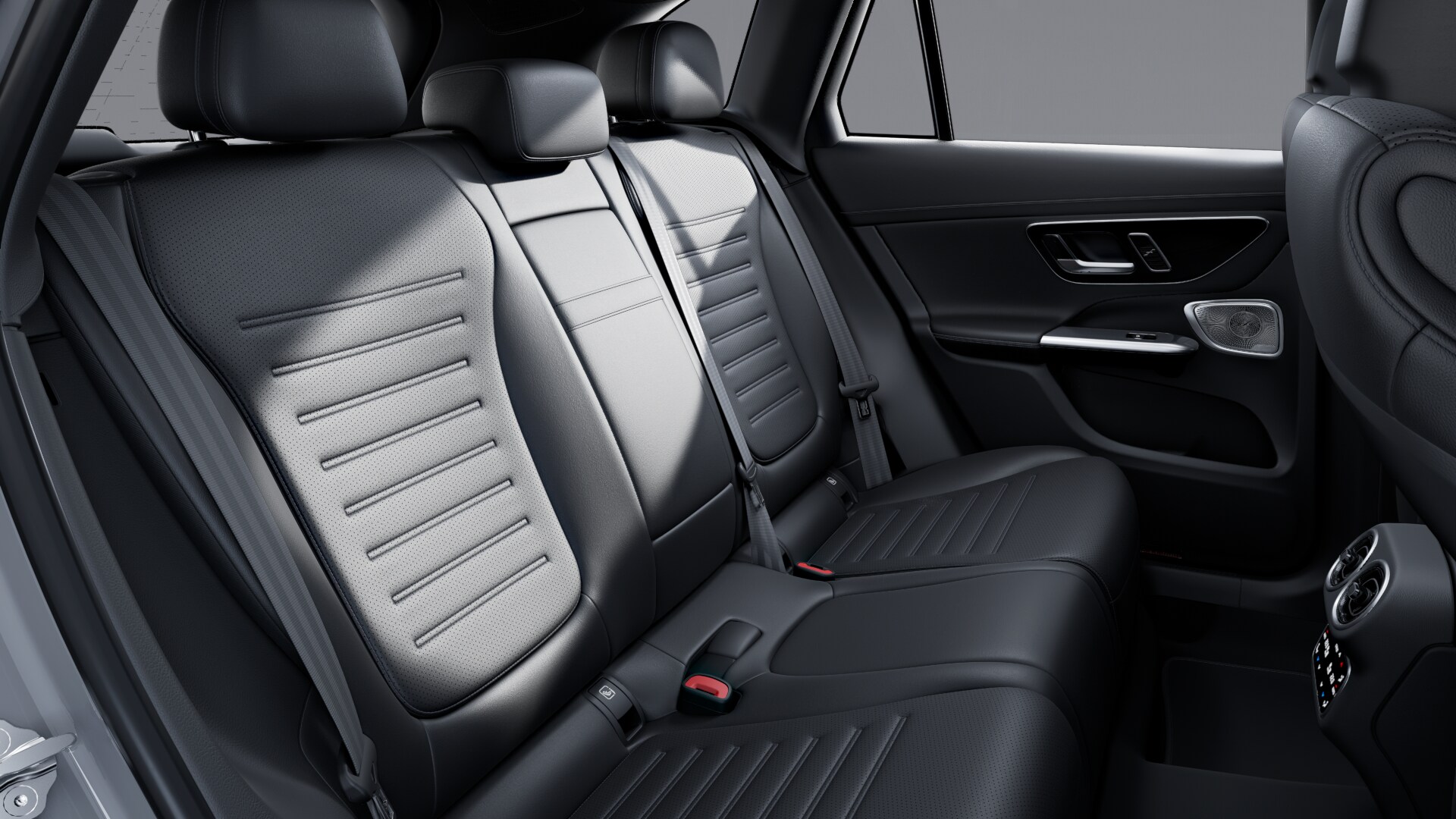 MERCEDES-BENZ GLC 300 4Matic 9G-Tronic-image-17
