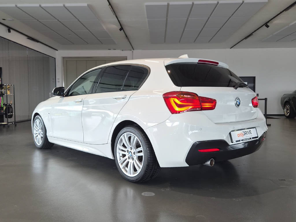 BMW 118d Steptronic-image-5
