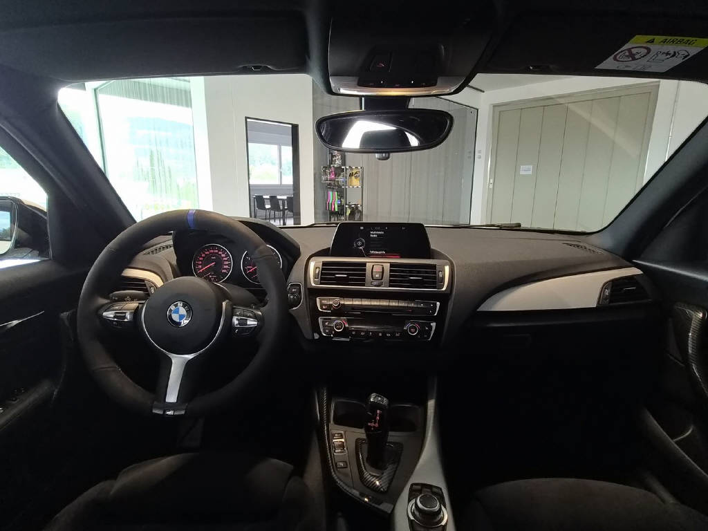 BMW 118d Steptronic-image-8