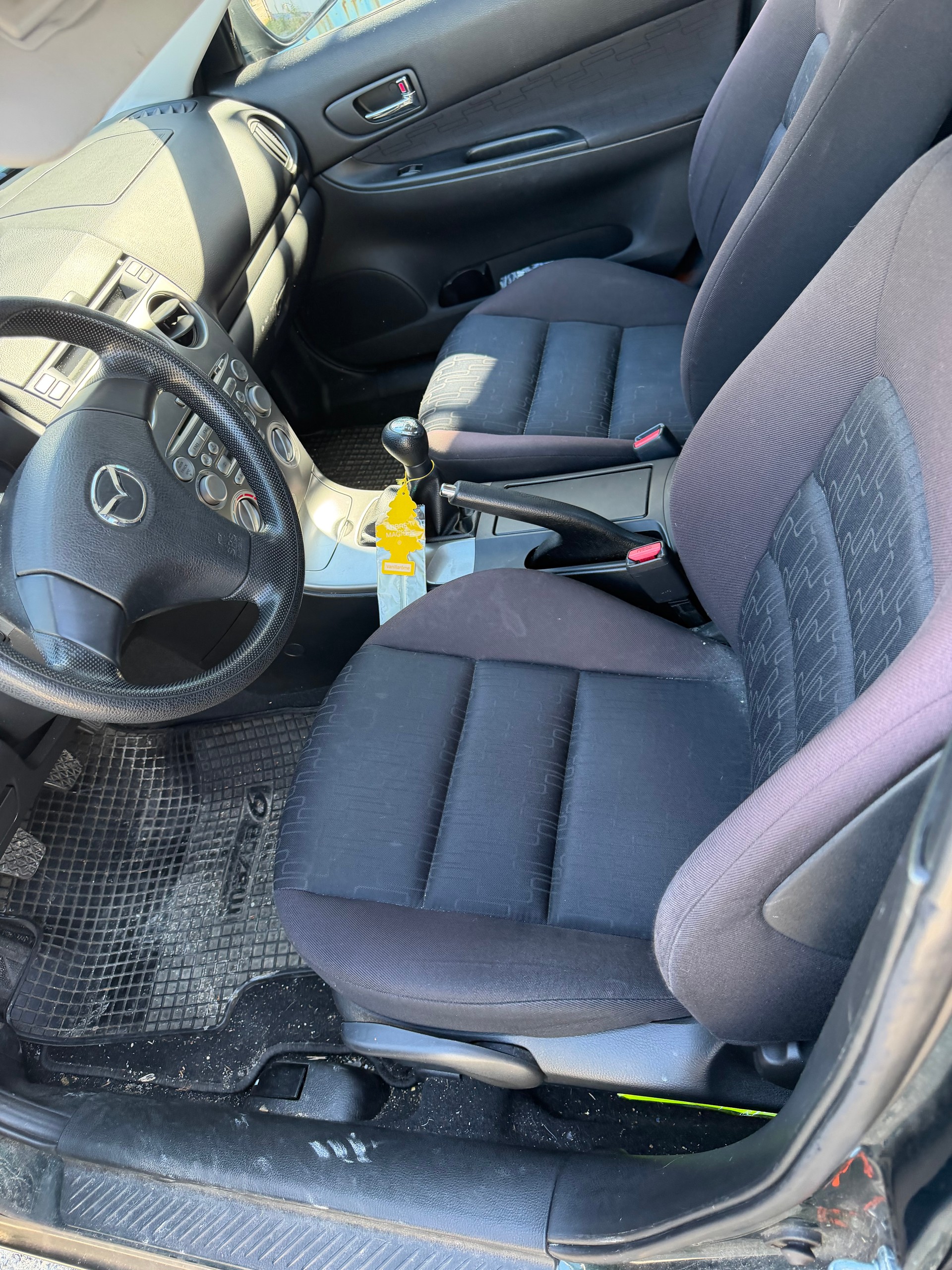 MAZDA 6 1.8 16V Exclusive-image-1