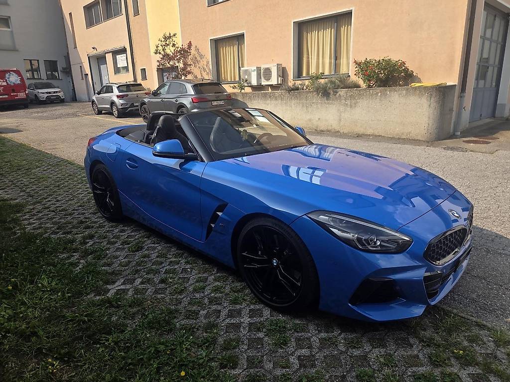 BMW Z4-image-0