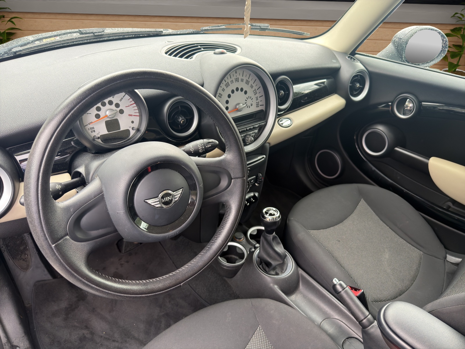MINI Mini One-image-5