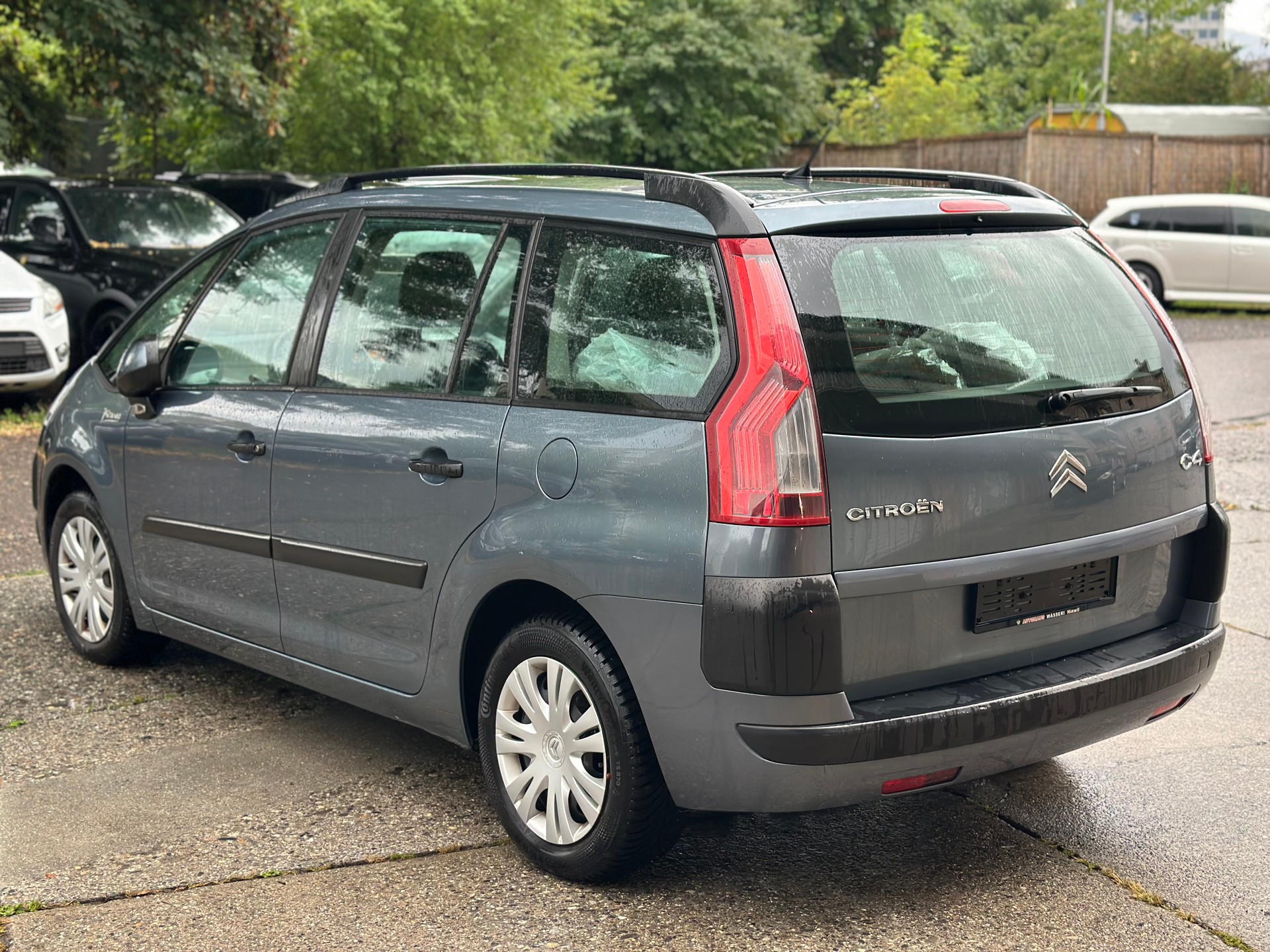 CITROEN Grand C4 Picasso 1.6 HDI 16V Dynamique-image-3