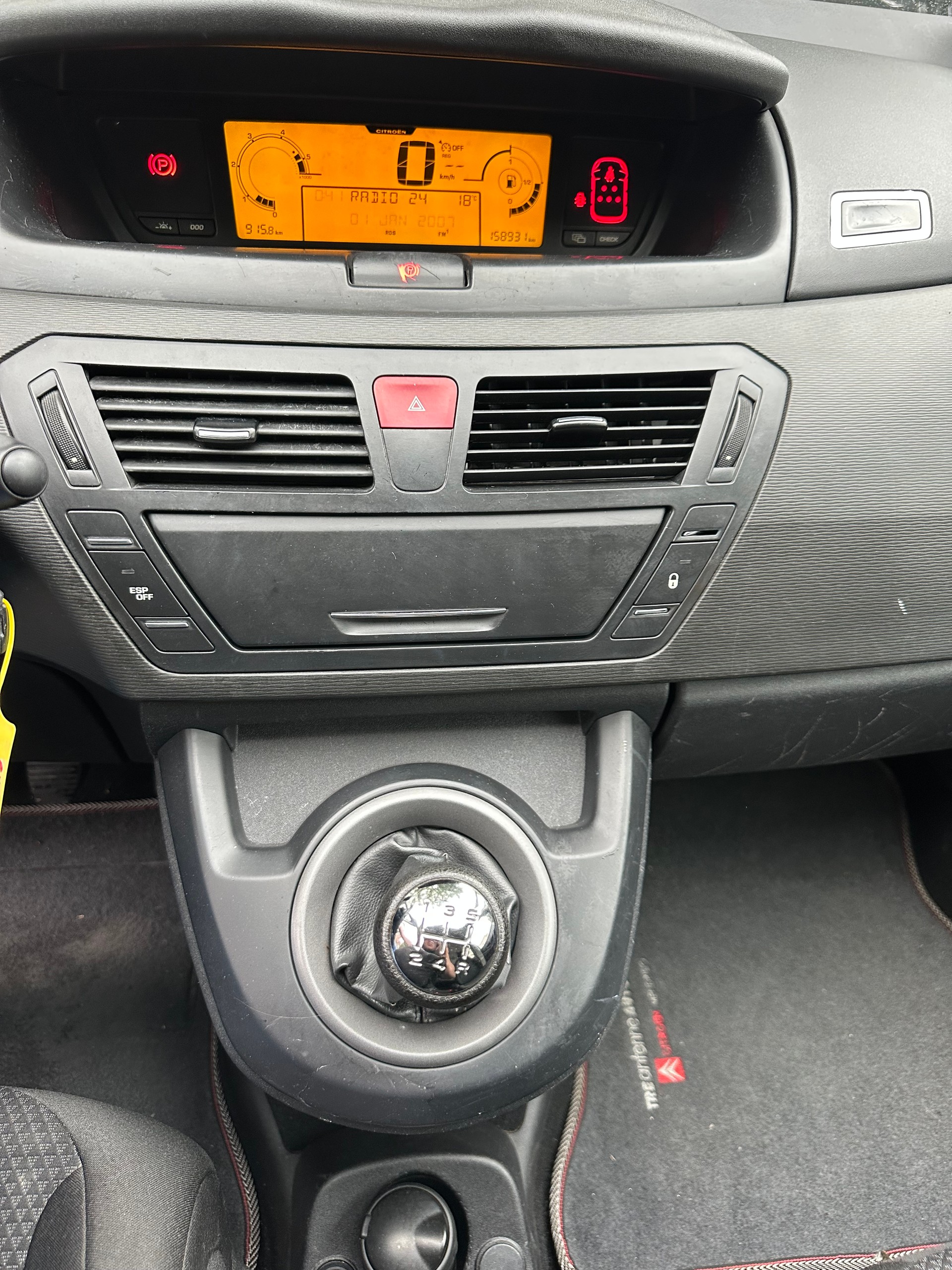 CITROEN Grand C4 Picasso 1.6 HDI 16V Dynamique-image-10