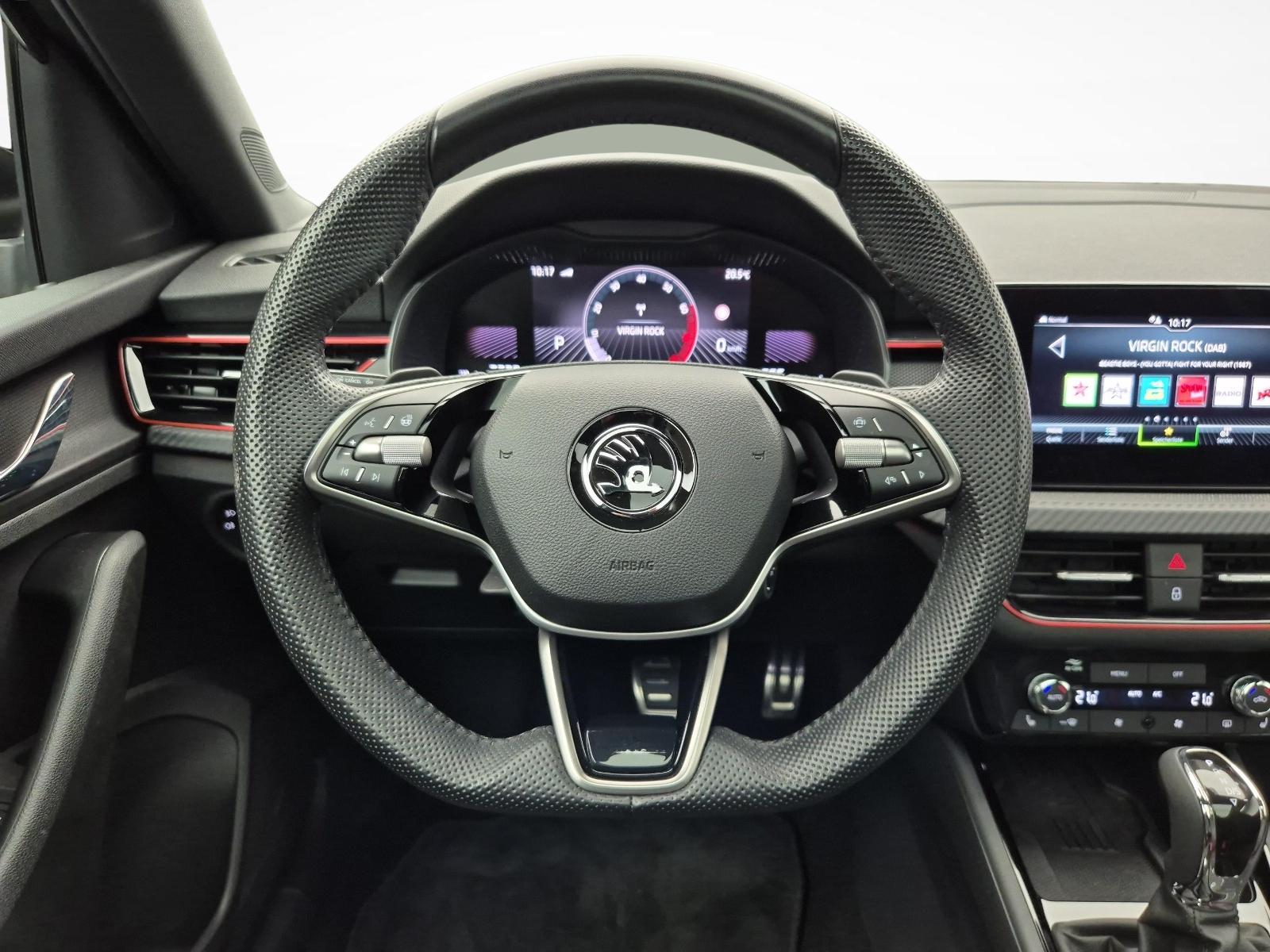 SKODA Kamiq 1.5 TSI Monte Carlo DSG-image-9