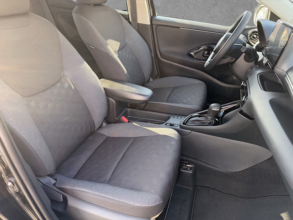 TOYOTA Yaris 1.5 VVT-i HSD Trend-image-12