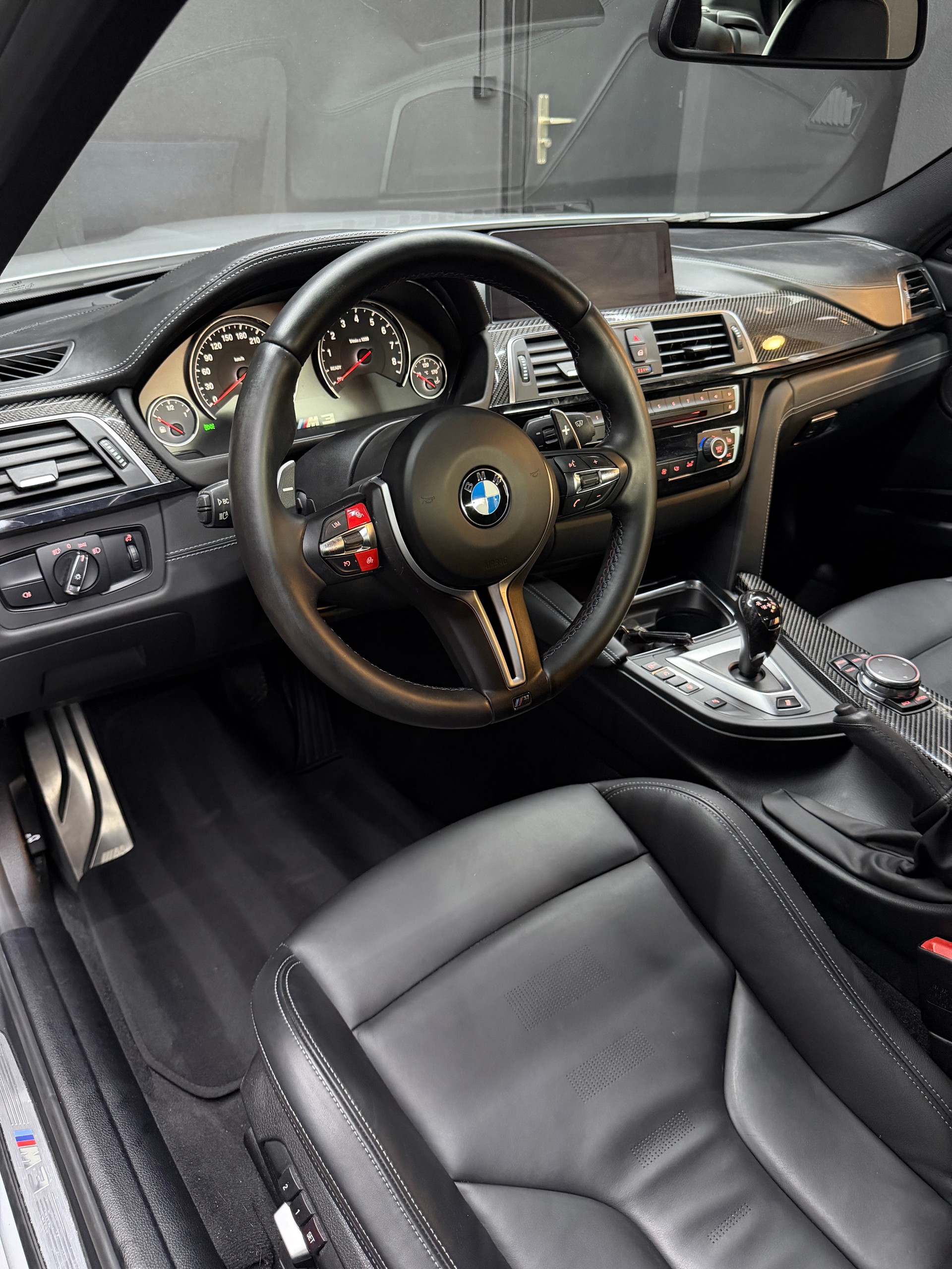 BMW M3 Drivelogic-image-11